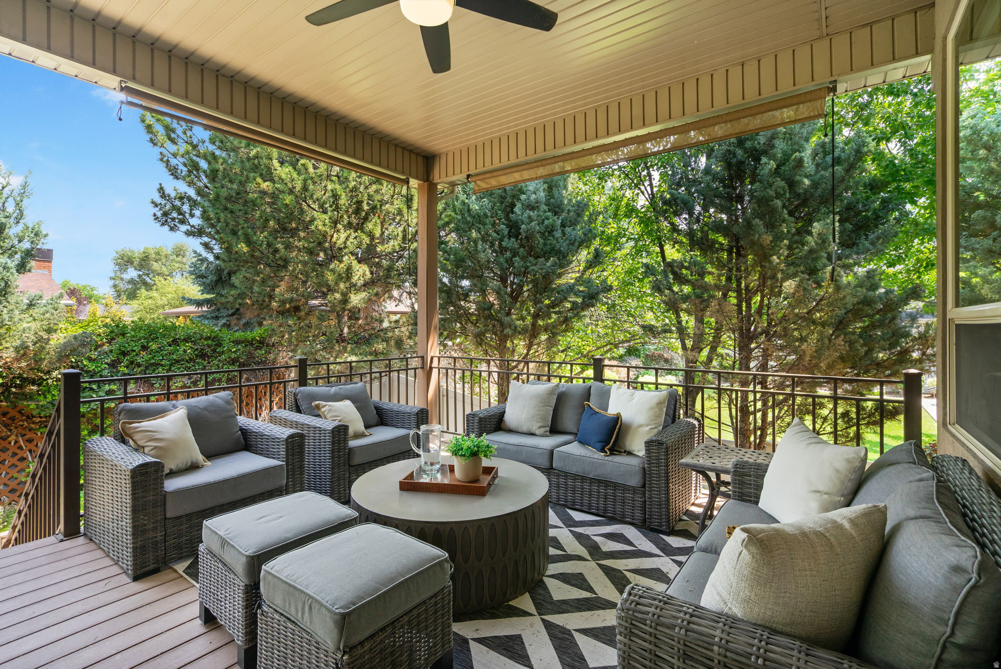SUNRISE VALLEY - Residential