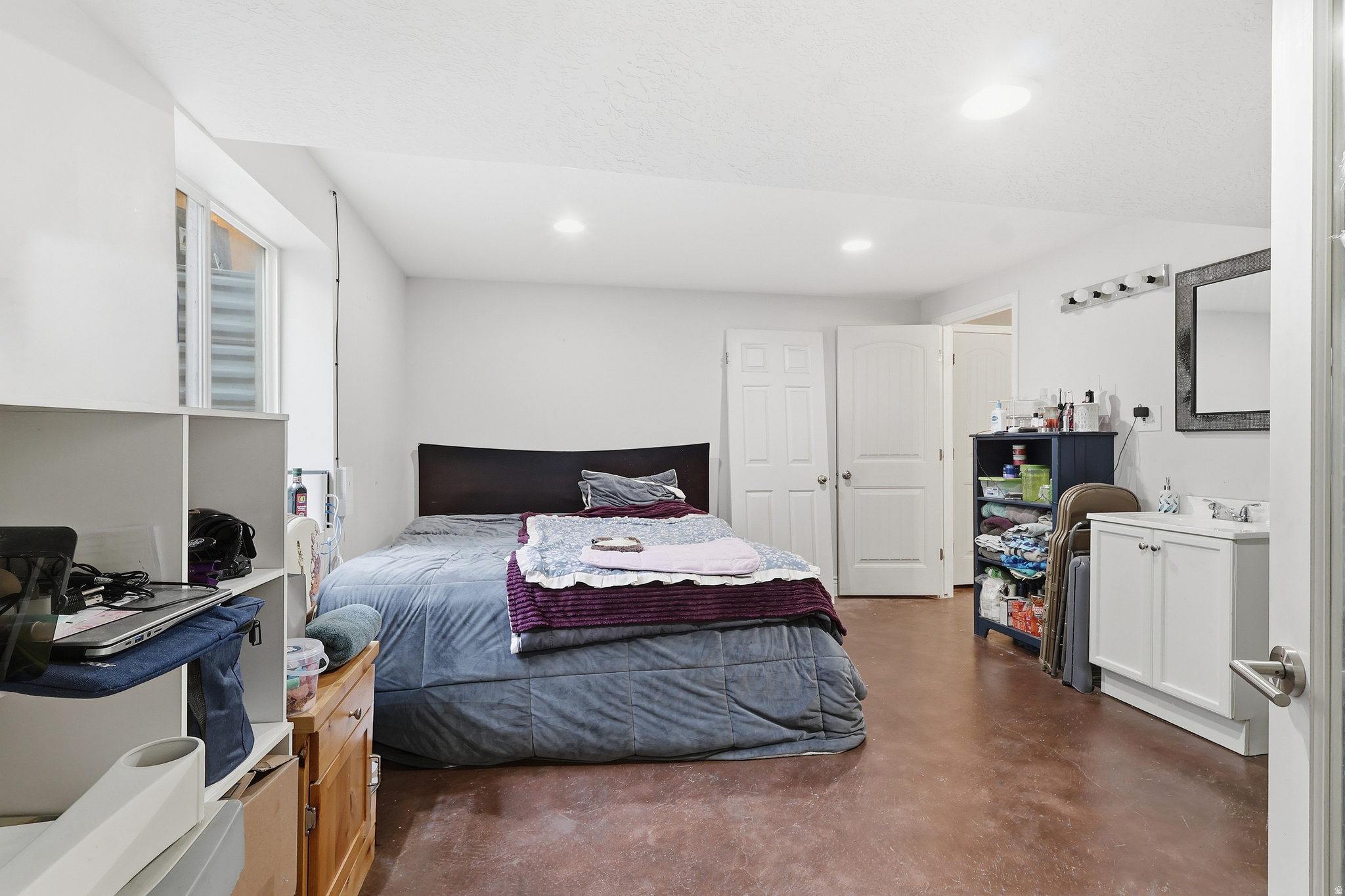 PEBBLEWOOD NO 6 - Residential