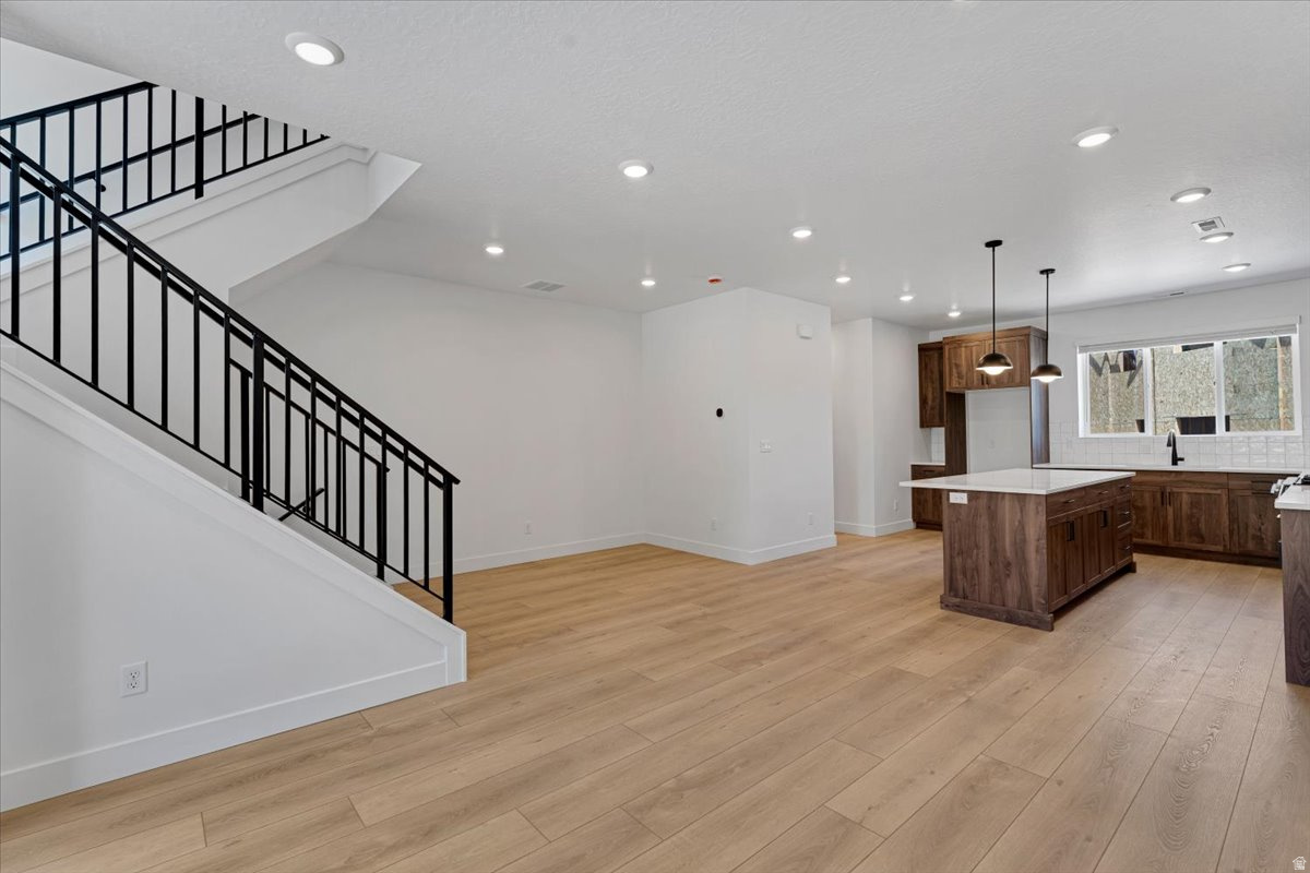 COTTONWOOD CREEK TOWNHOMES - Residential