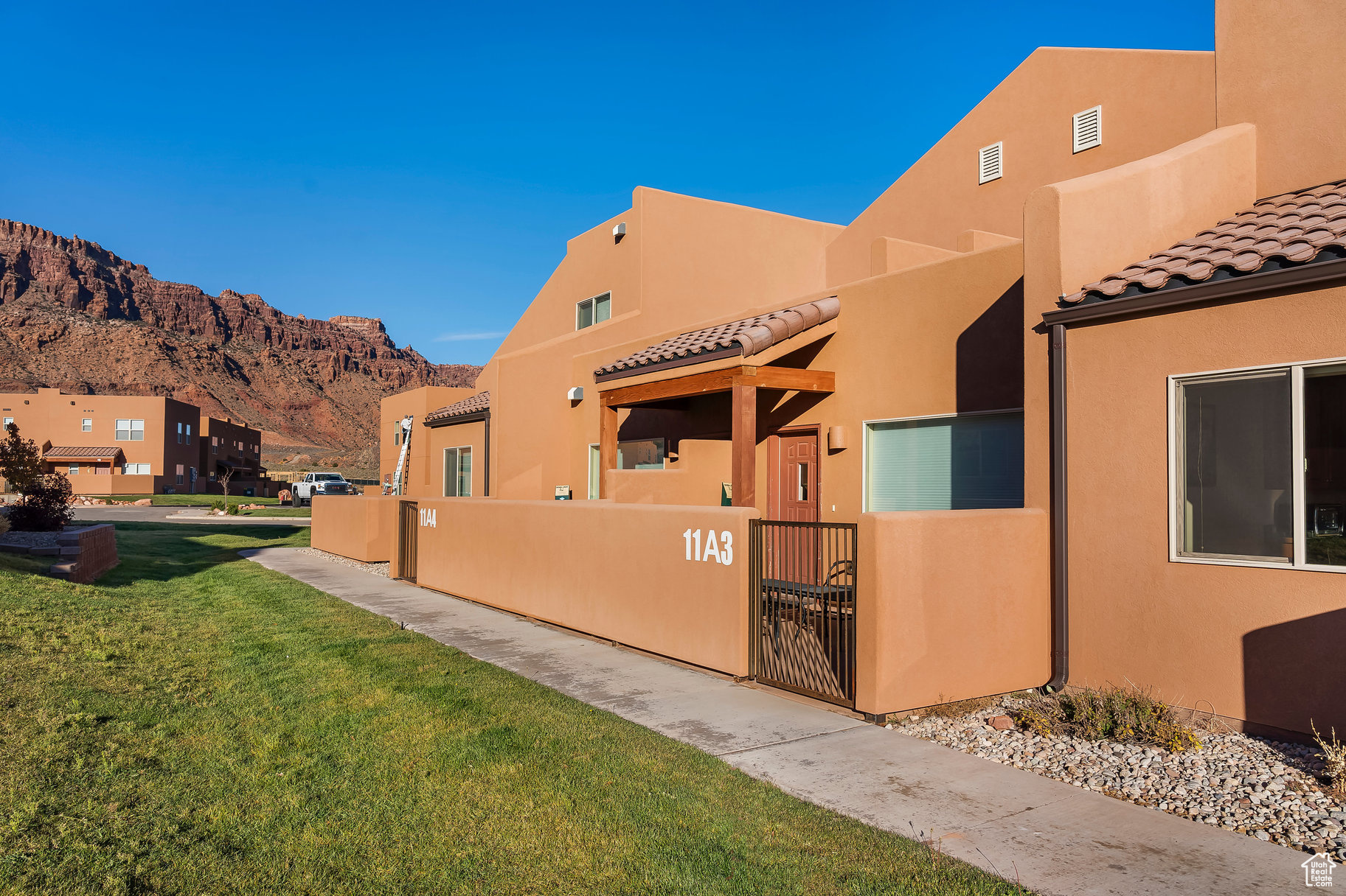 RIM VILLAGE VISTAS - Residential
