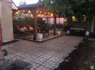 GLENDALE GARDENS - Residential