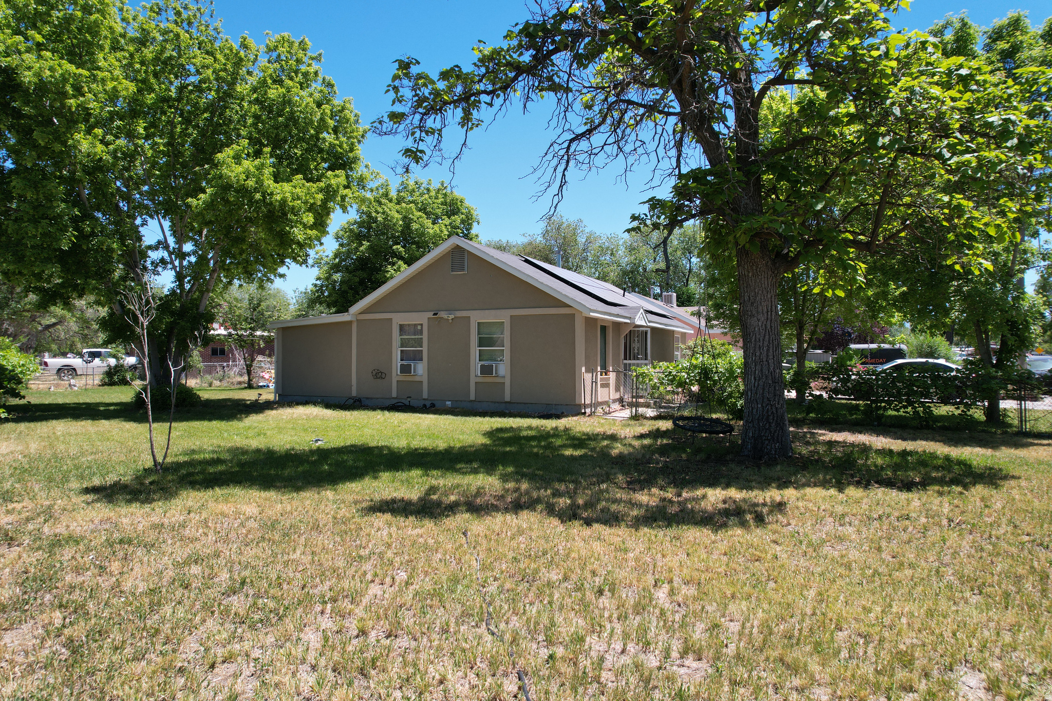GLENDALE GARDENS - Residential