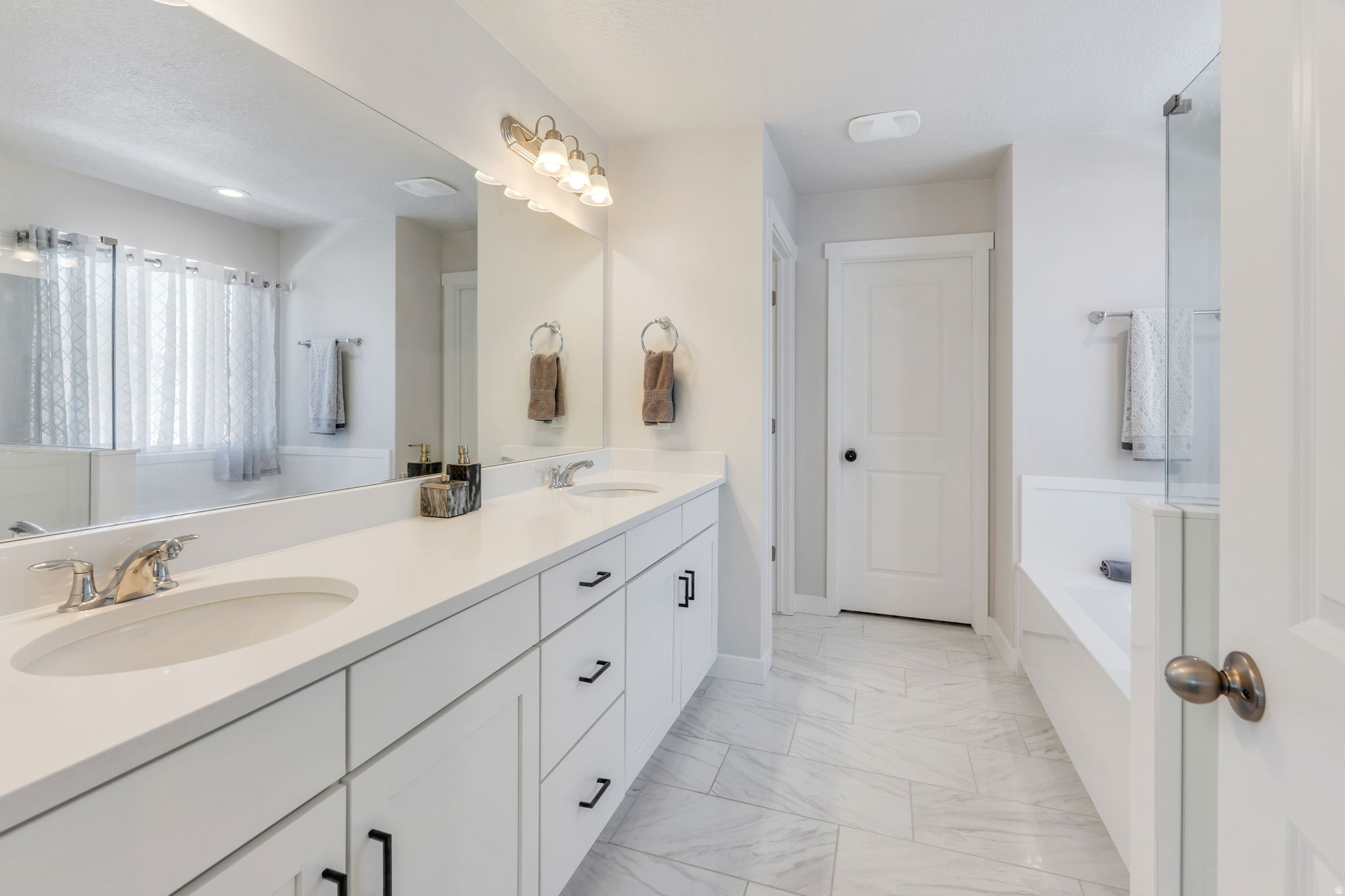 OQUIRRH WEST PHASE 1 - Residential