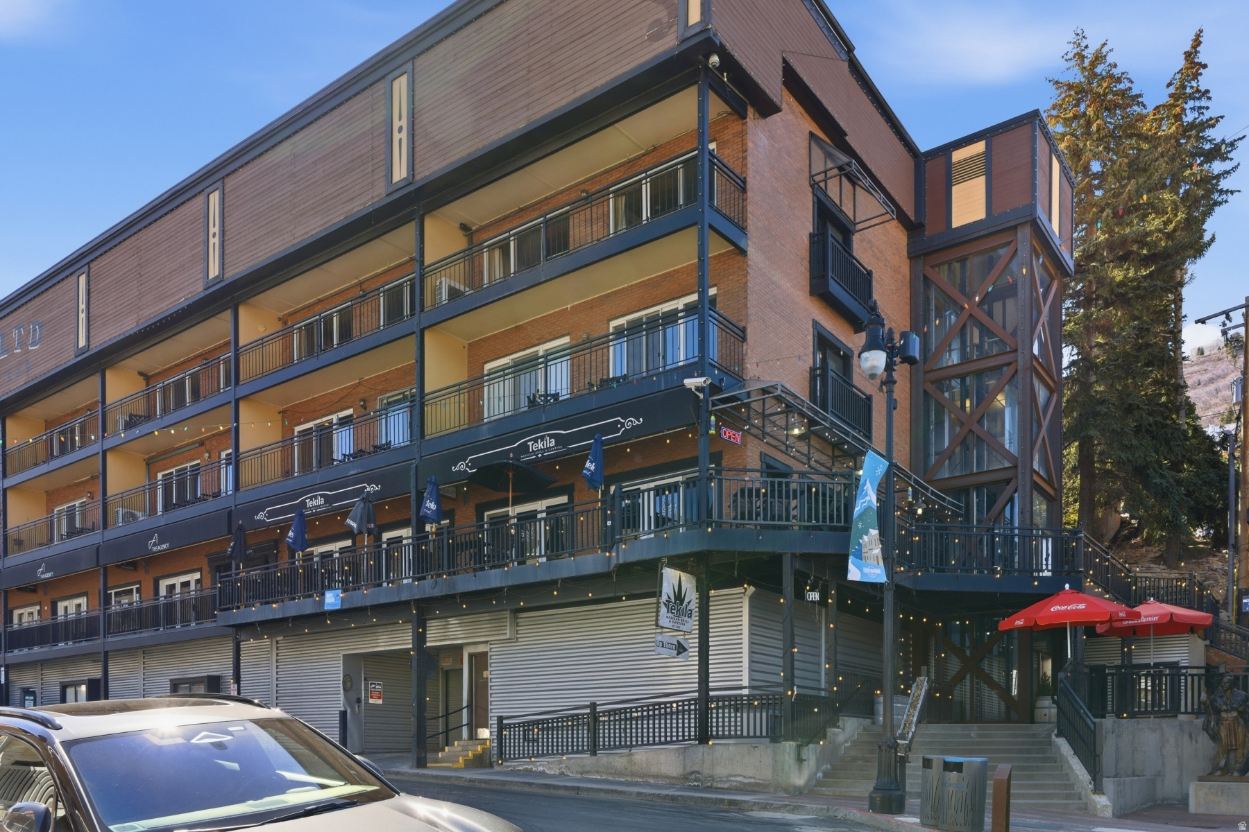 TREASURE MOUNTAIN INN - Residential