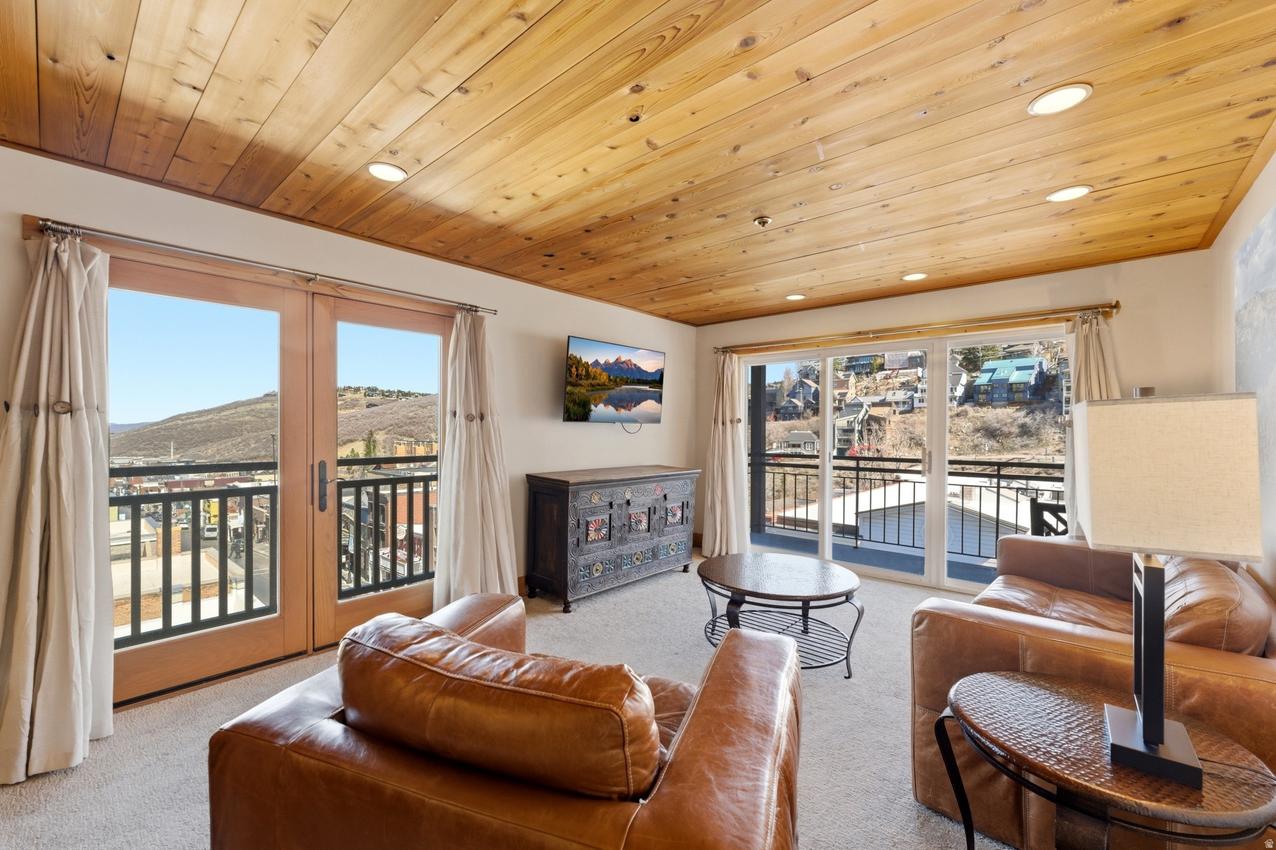 TREASURE MOUNTAIN INN - Residential
