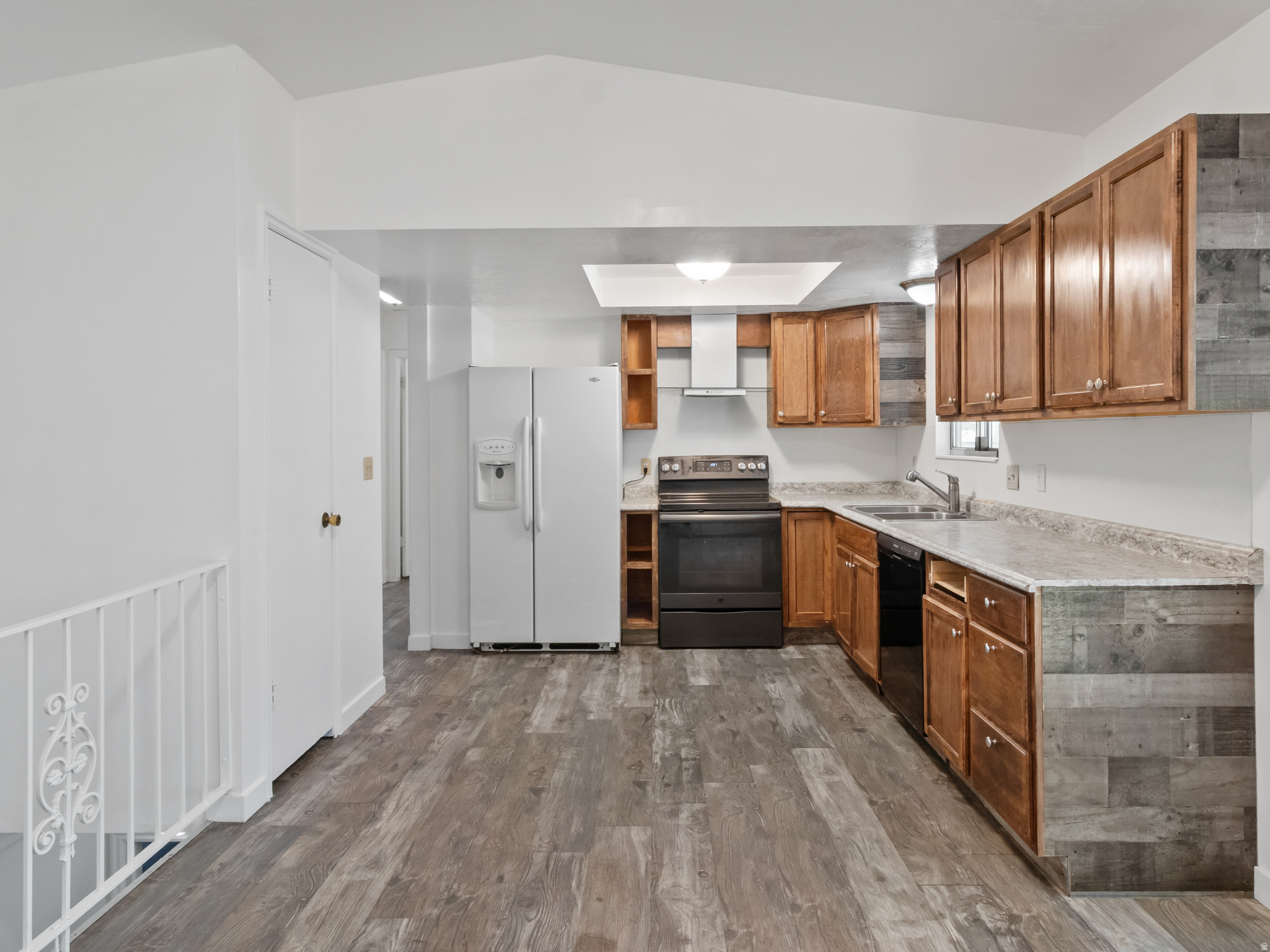 MEADOW PARK - Residential
