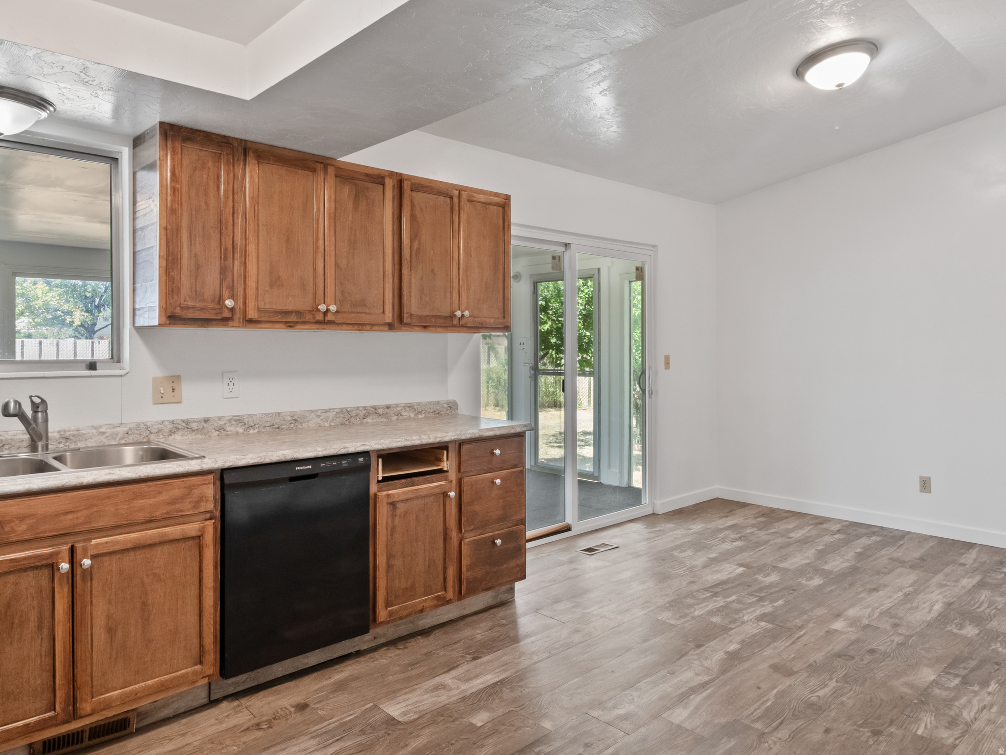 MEADOW PARK - Residential