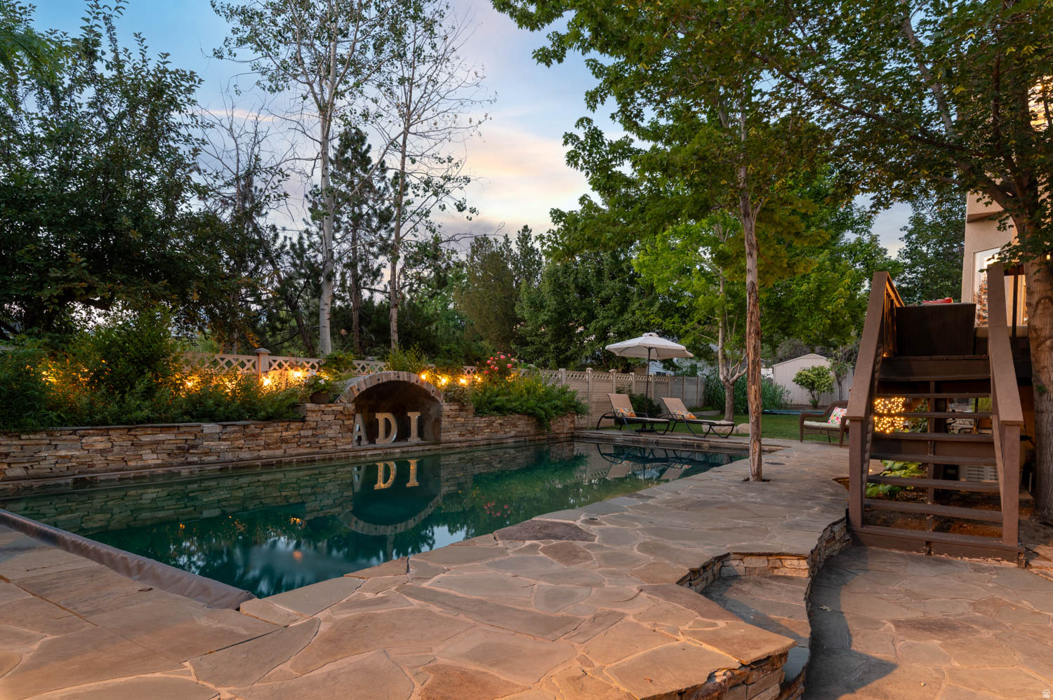 WILLOW VIEW - Residential