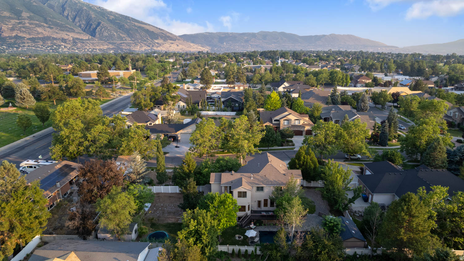 WILLOW VIEW - Residential