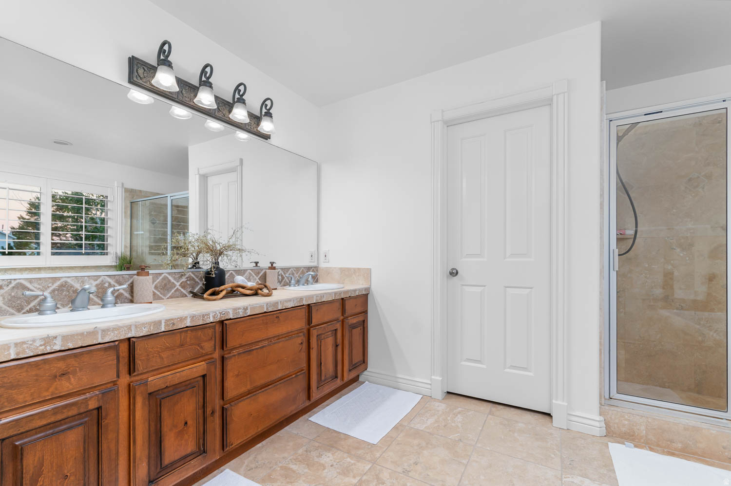 WILLOW VIEW - Residential