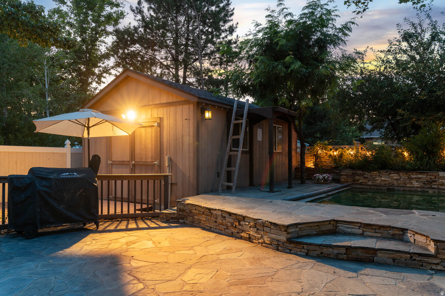 WILLOW VIEW - Residential
