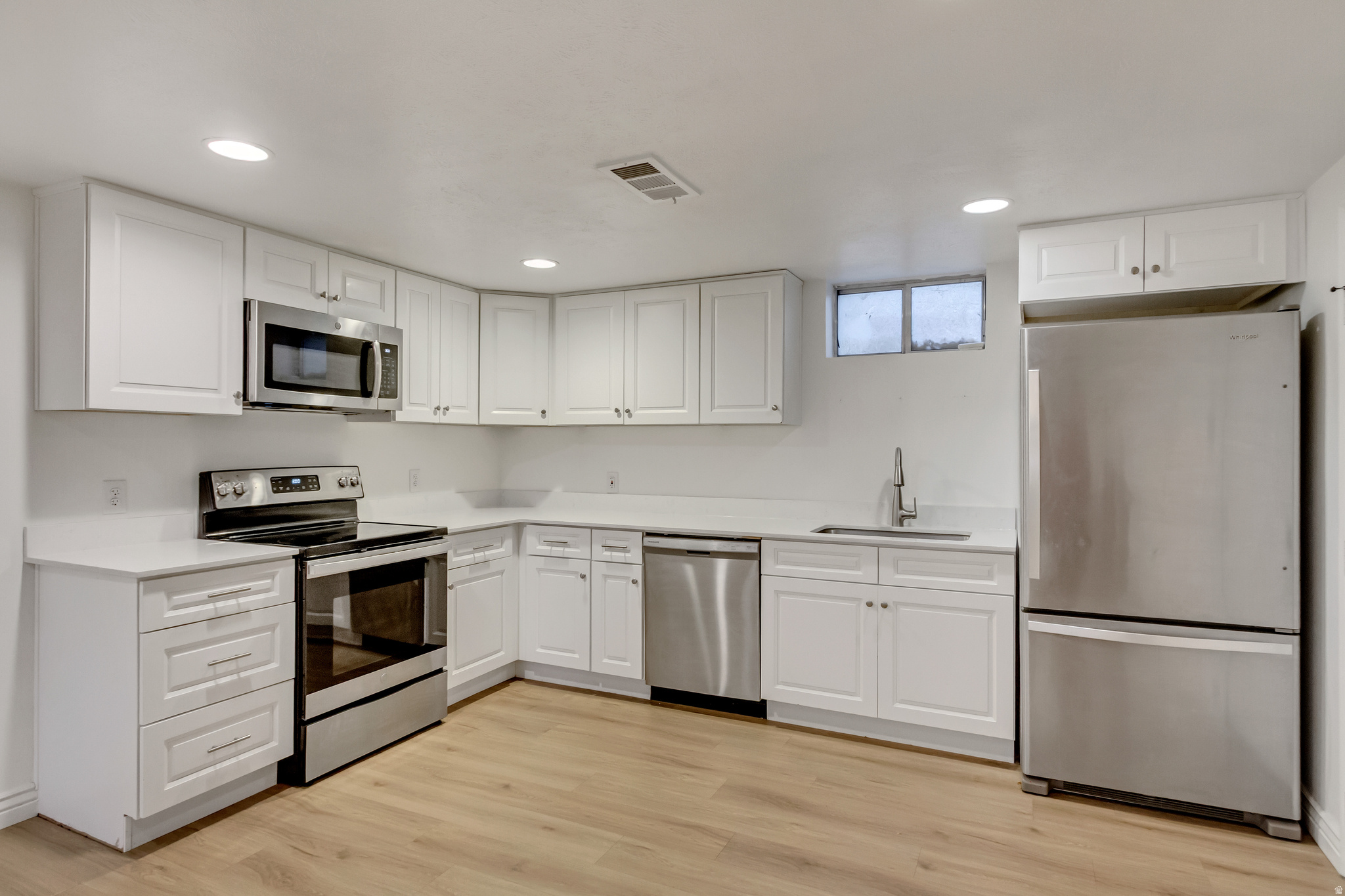 VEGAS SUB - Residential