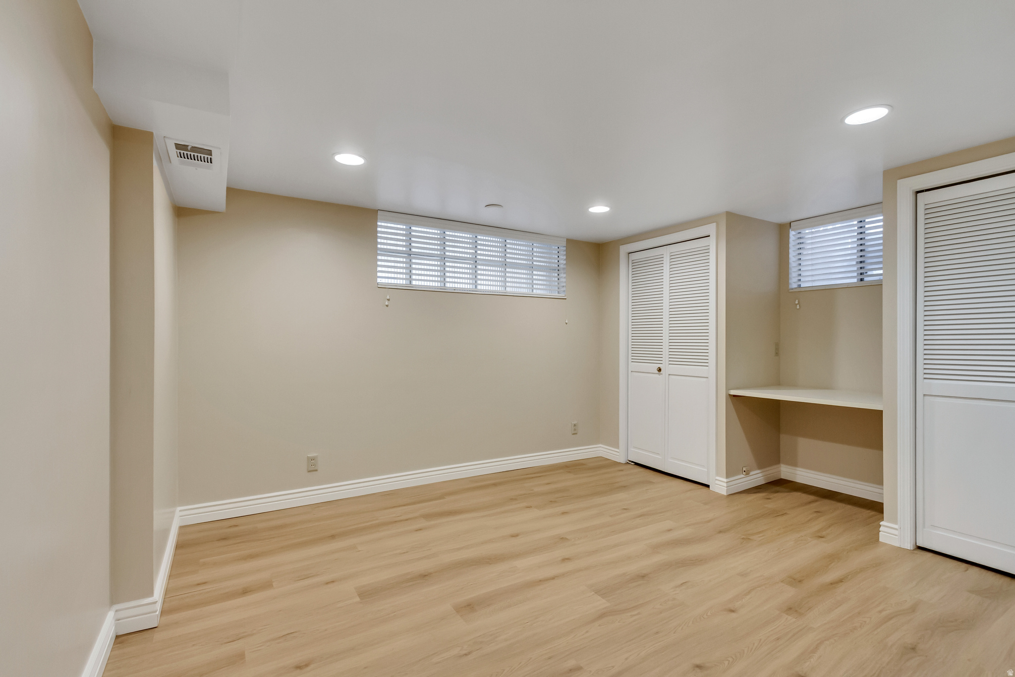 VEGAS SUB - Residential