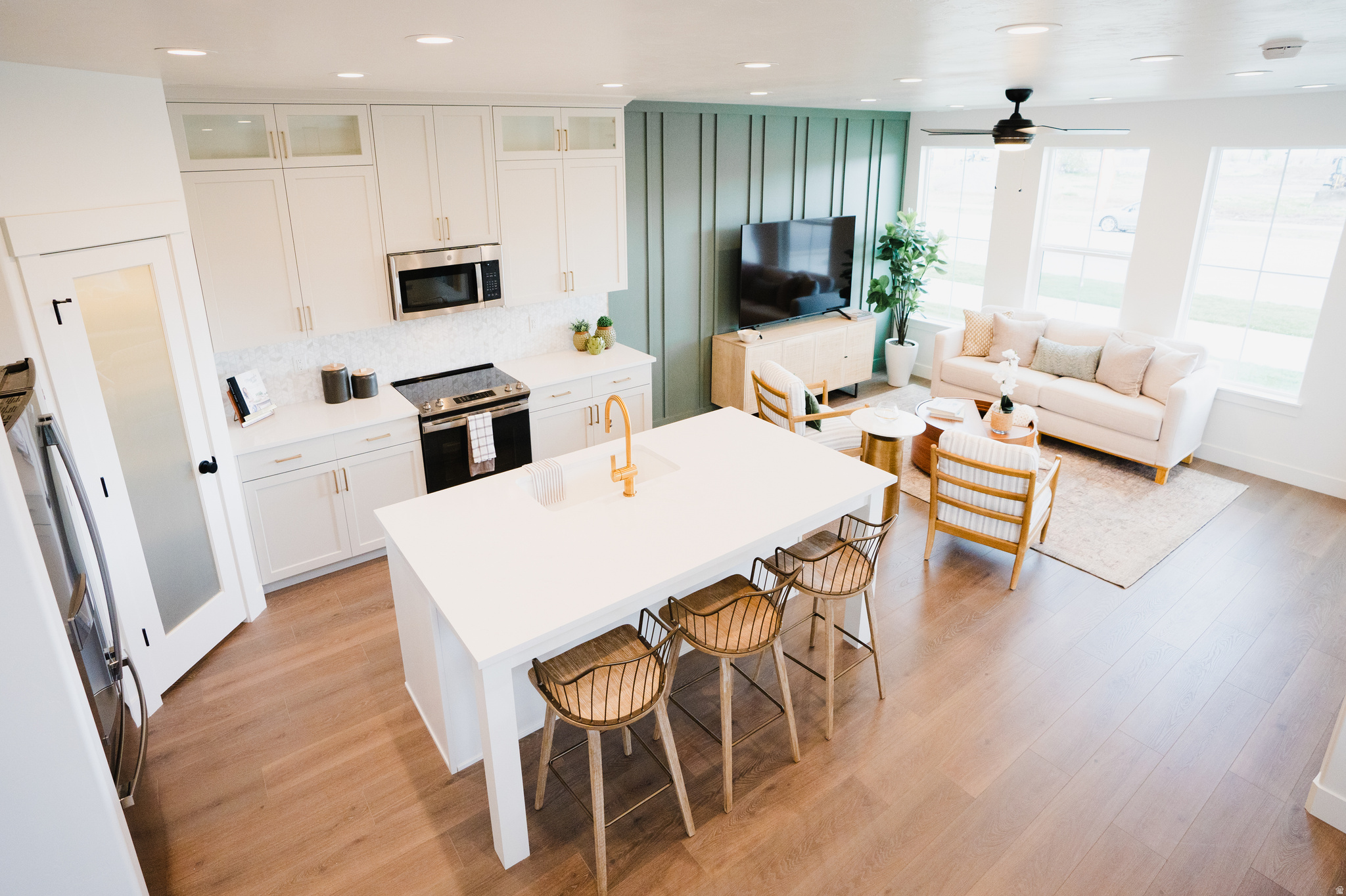 RIVER RUN - Residential