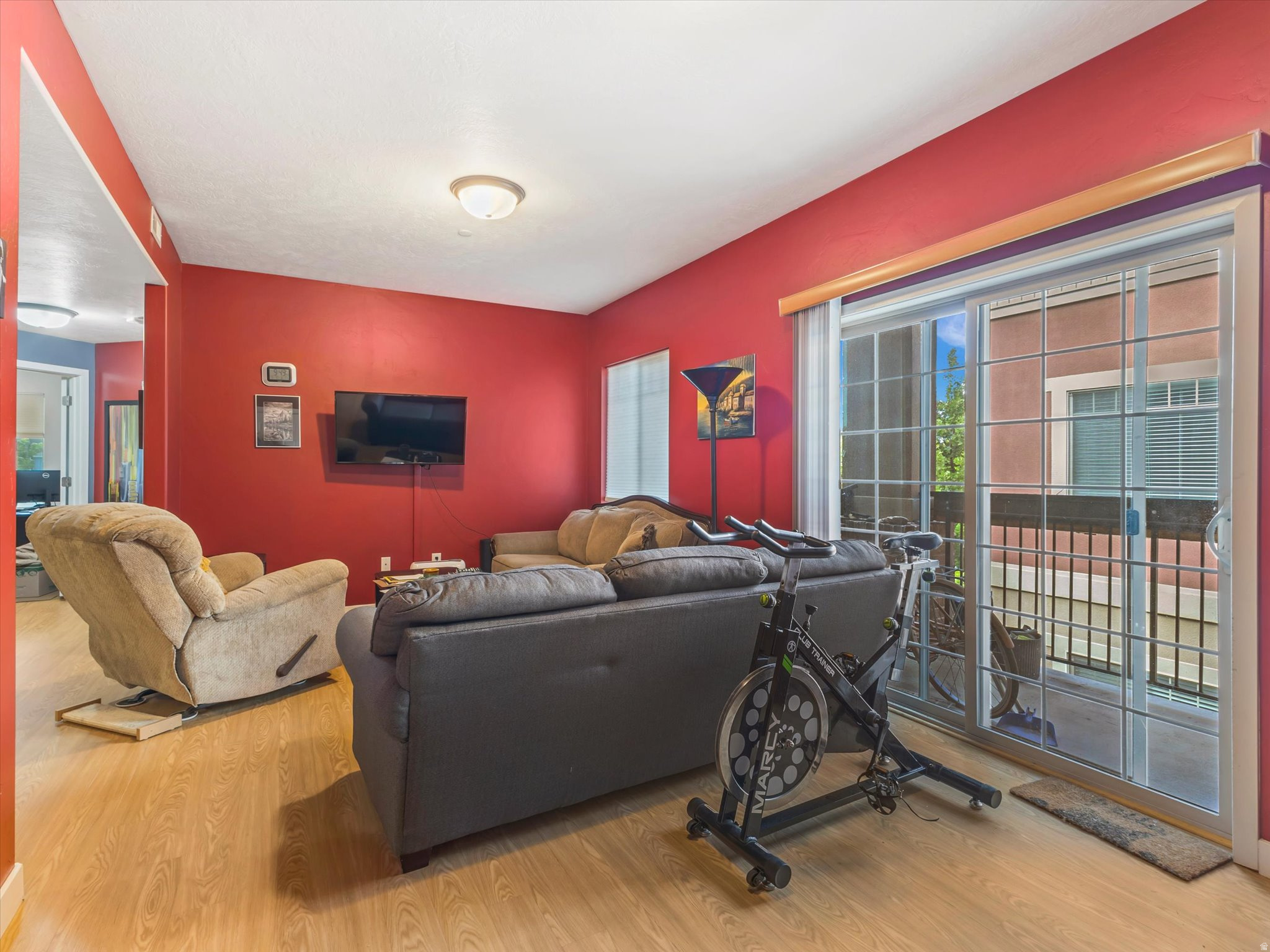 BELMONT DOWNTOWN CONDOMINIUMS - Residential
