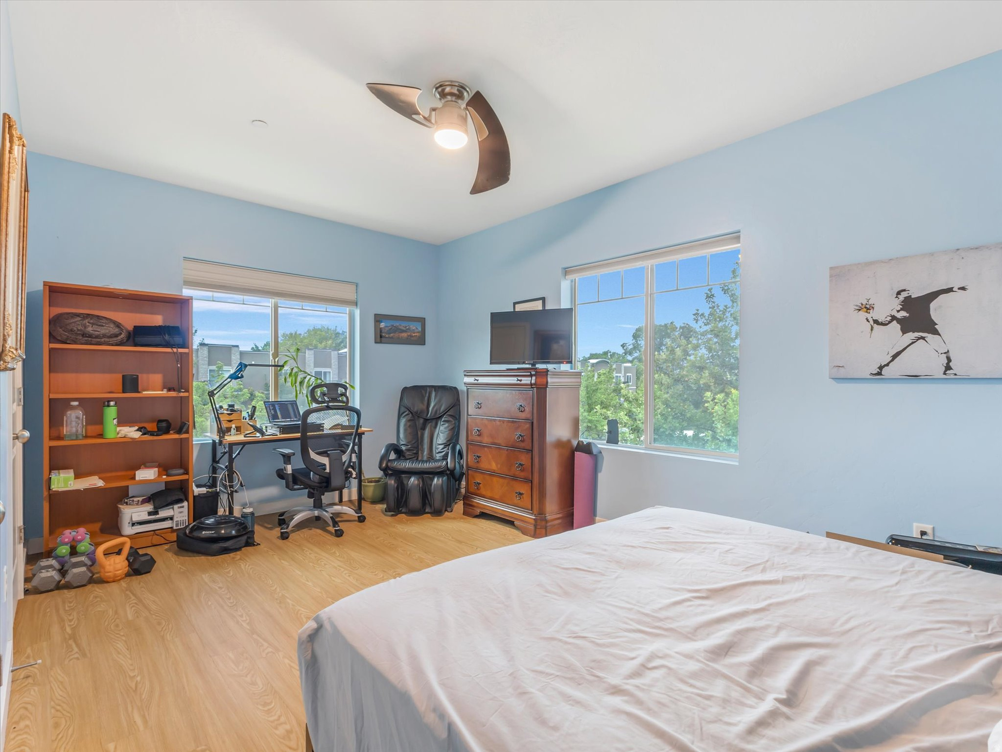BELMONT DOWNTOWN CONDOMINIUMS - Residential