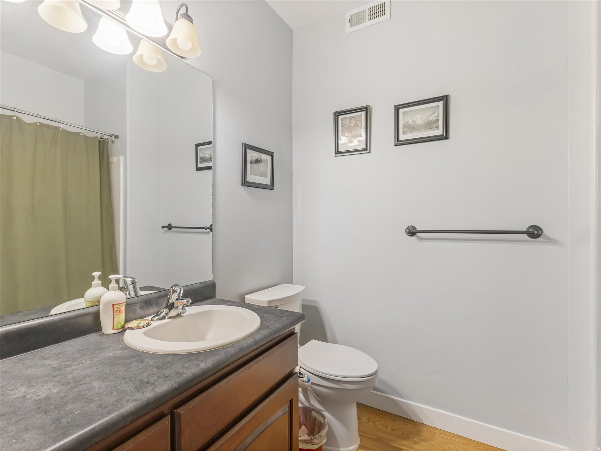 BELMONT DOWNTOWN CONDOMINIUMS - Residential