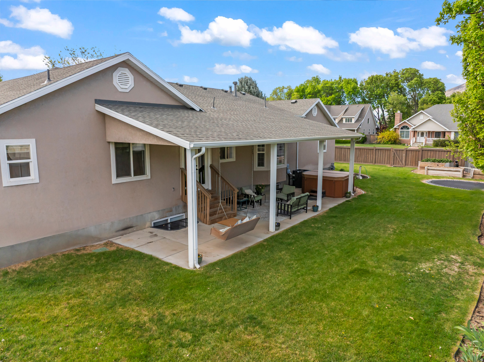 MAPLETON - Residential