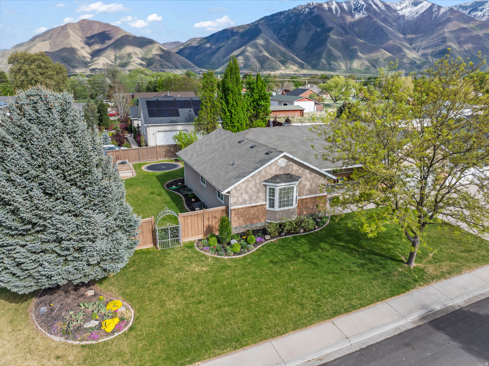 MAPLETON - Residential