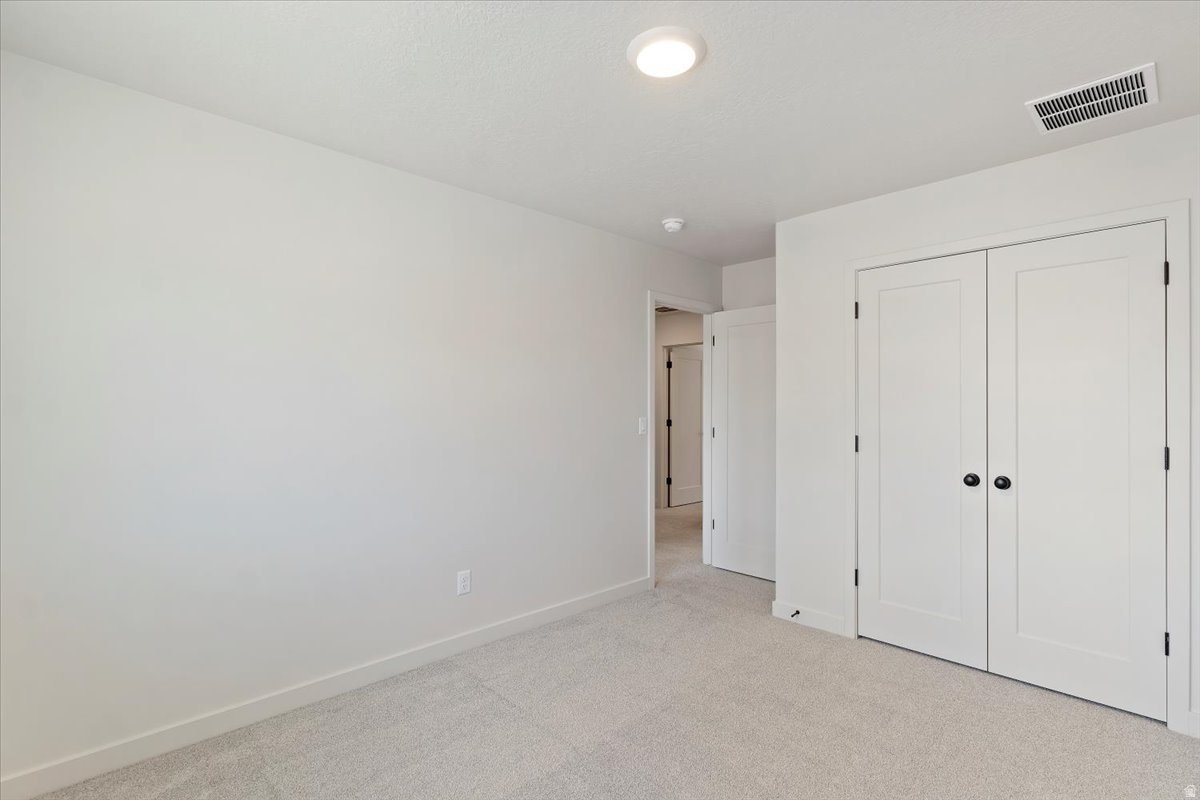 CLIFTON PLACE - Residential