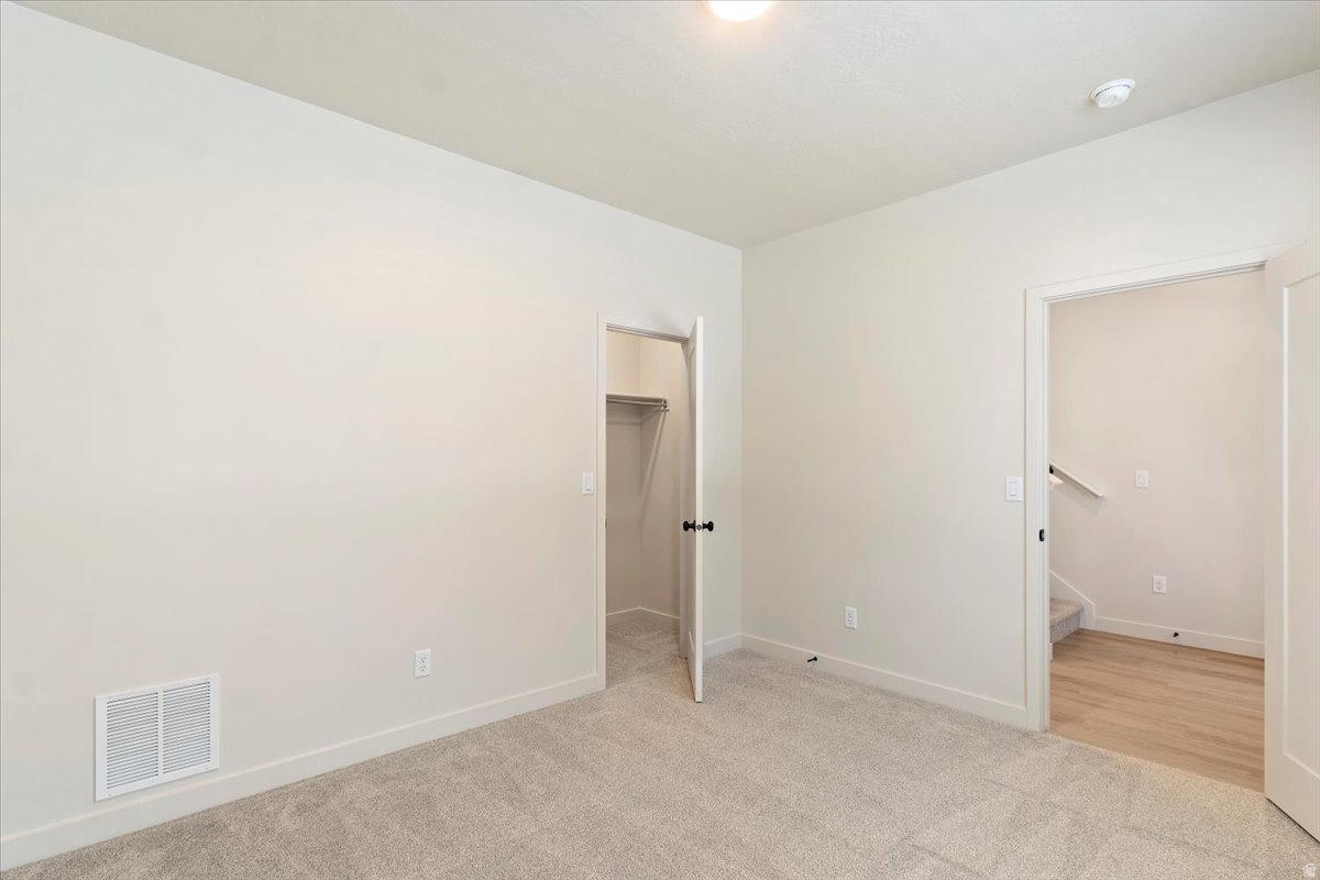 CLIFTON PLACE - Residential
