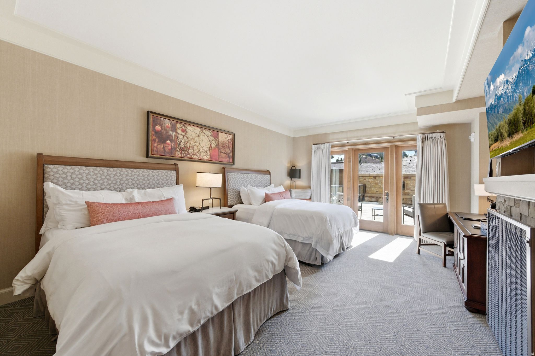 ST REGIS - Residential