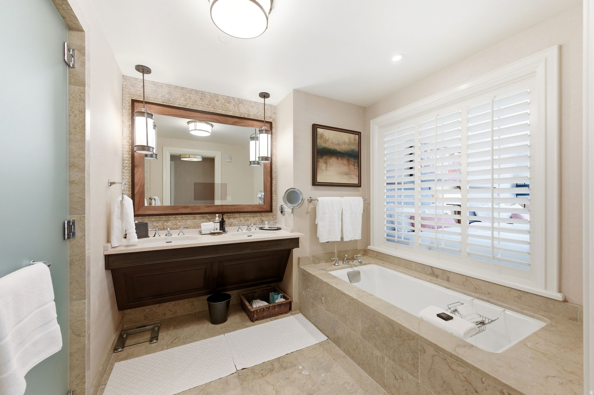 ST REGIS - Residential