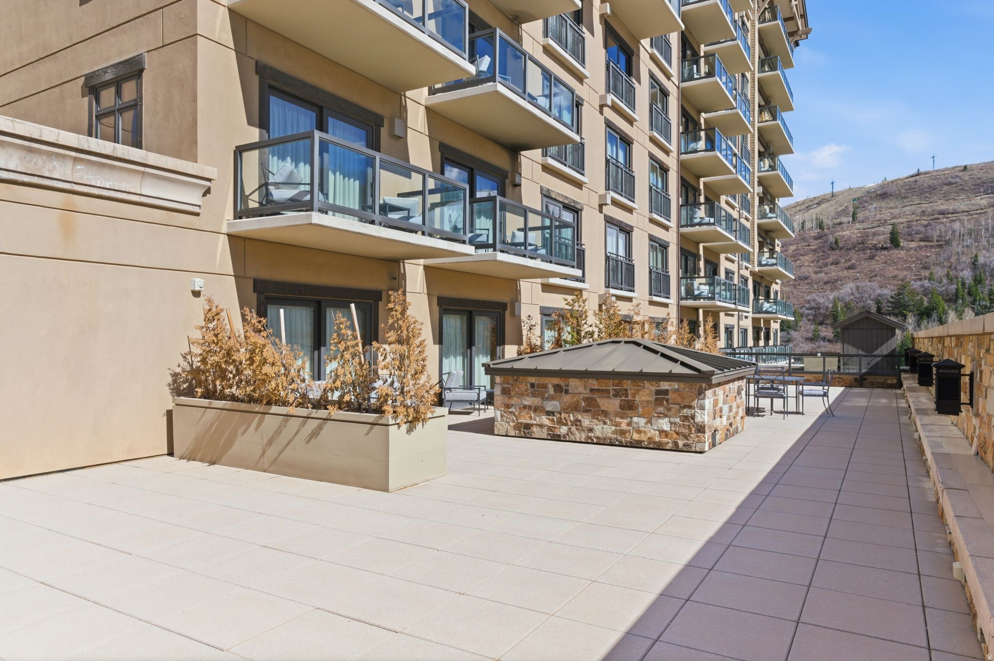 ST REGIS - Residential