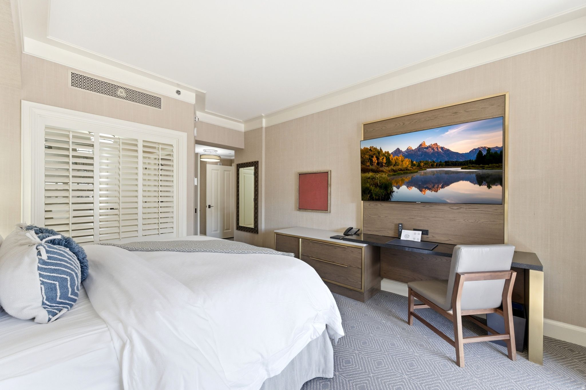 ST REGIS - Residential
