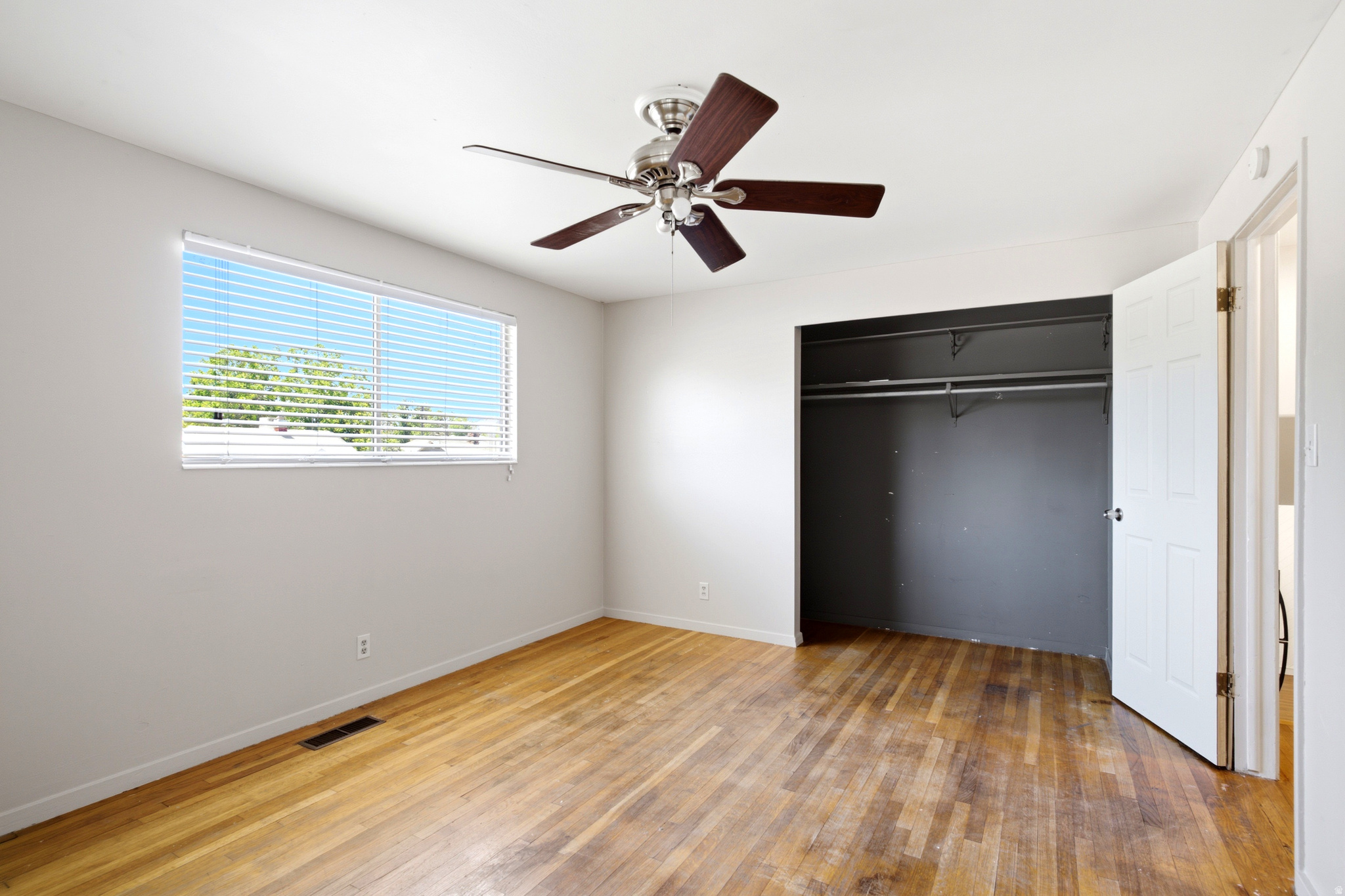 BEG AT SW COR LOT 1, BLK 1, PLAT A, KAYSVILLE TS - Residential