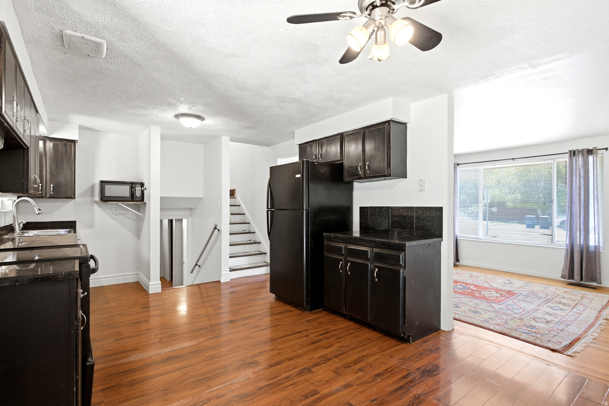 BEG AT SW COR LOT 1, BLK 1, PLAT A, KAYSVILLE TS - Residential