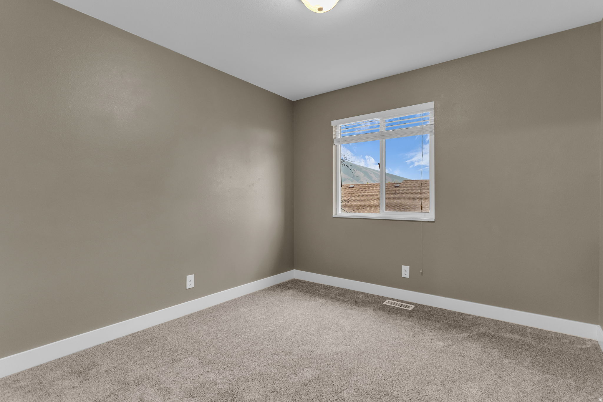 RIDGES - Residential