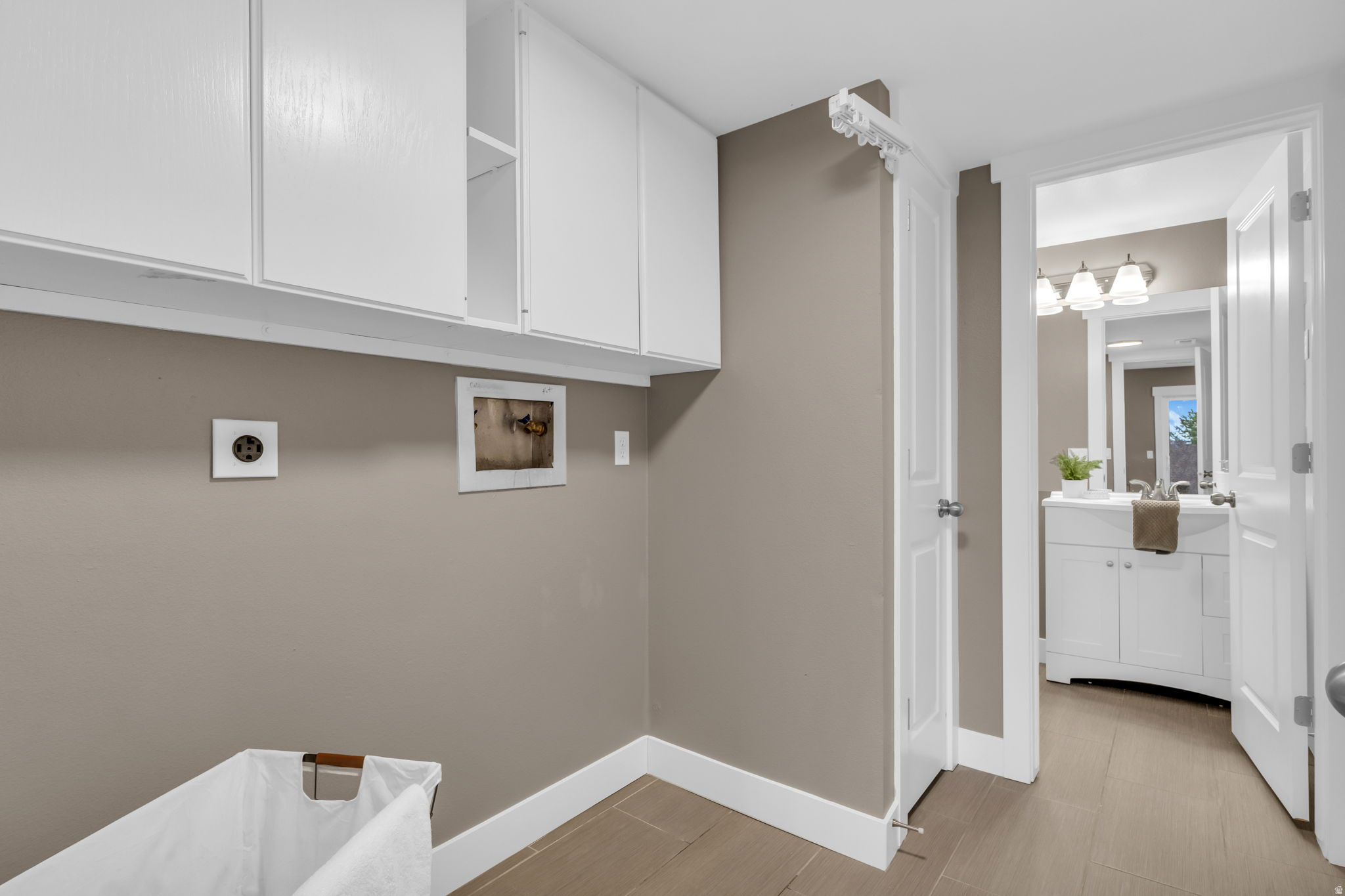 RIDGES - Residential