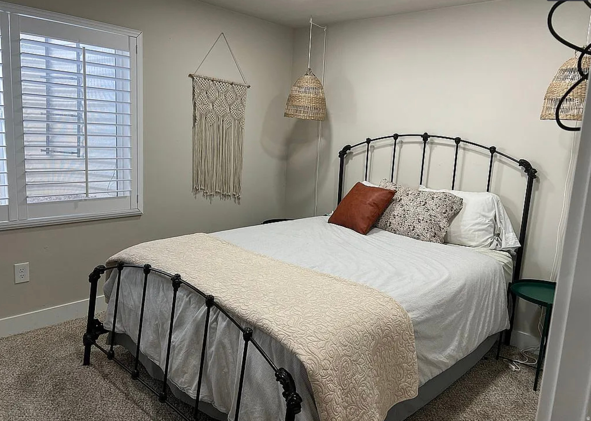SUNRISE MEADOWS - Residential
