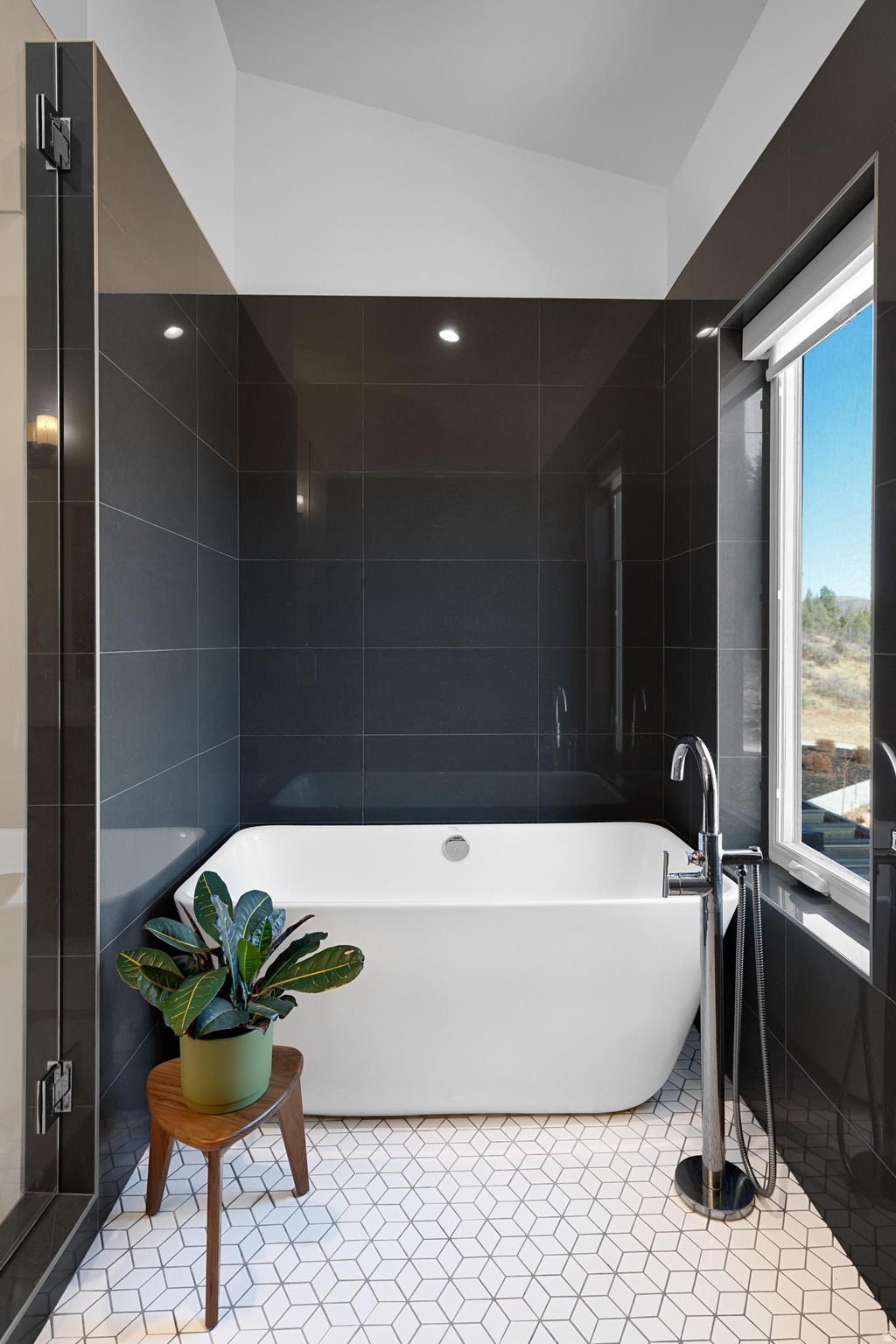 DISCOVERY RIDGE PHASE 2 SUBDIVISION - Residential