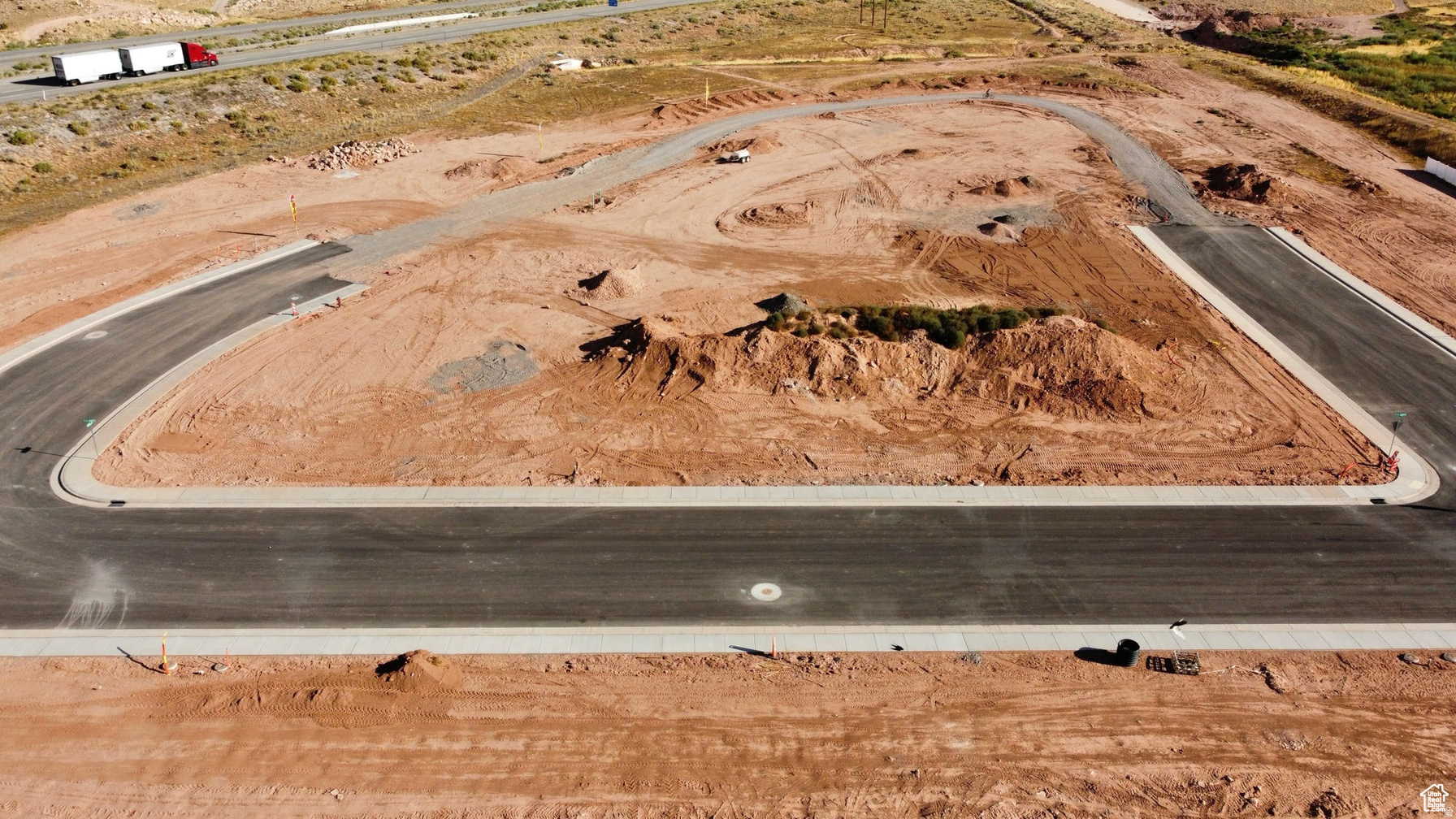 COTTONWOOD CORNER PHASE 1 - Land