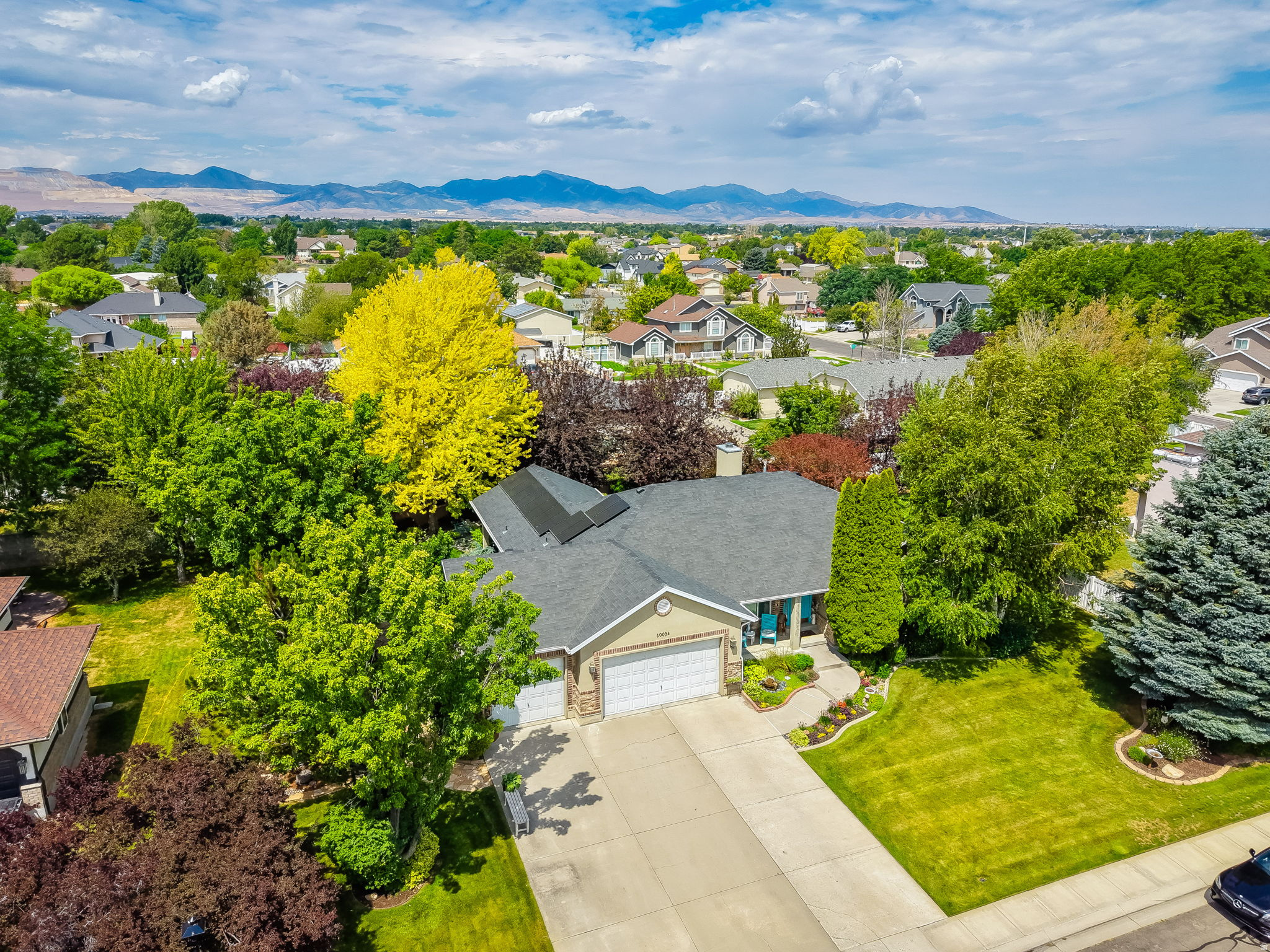 JORDAN VIEW ESTATES #3 - Residential
