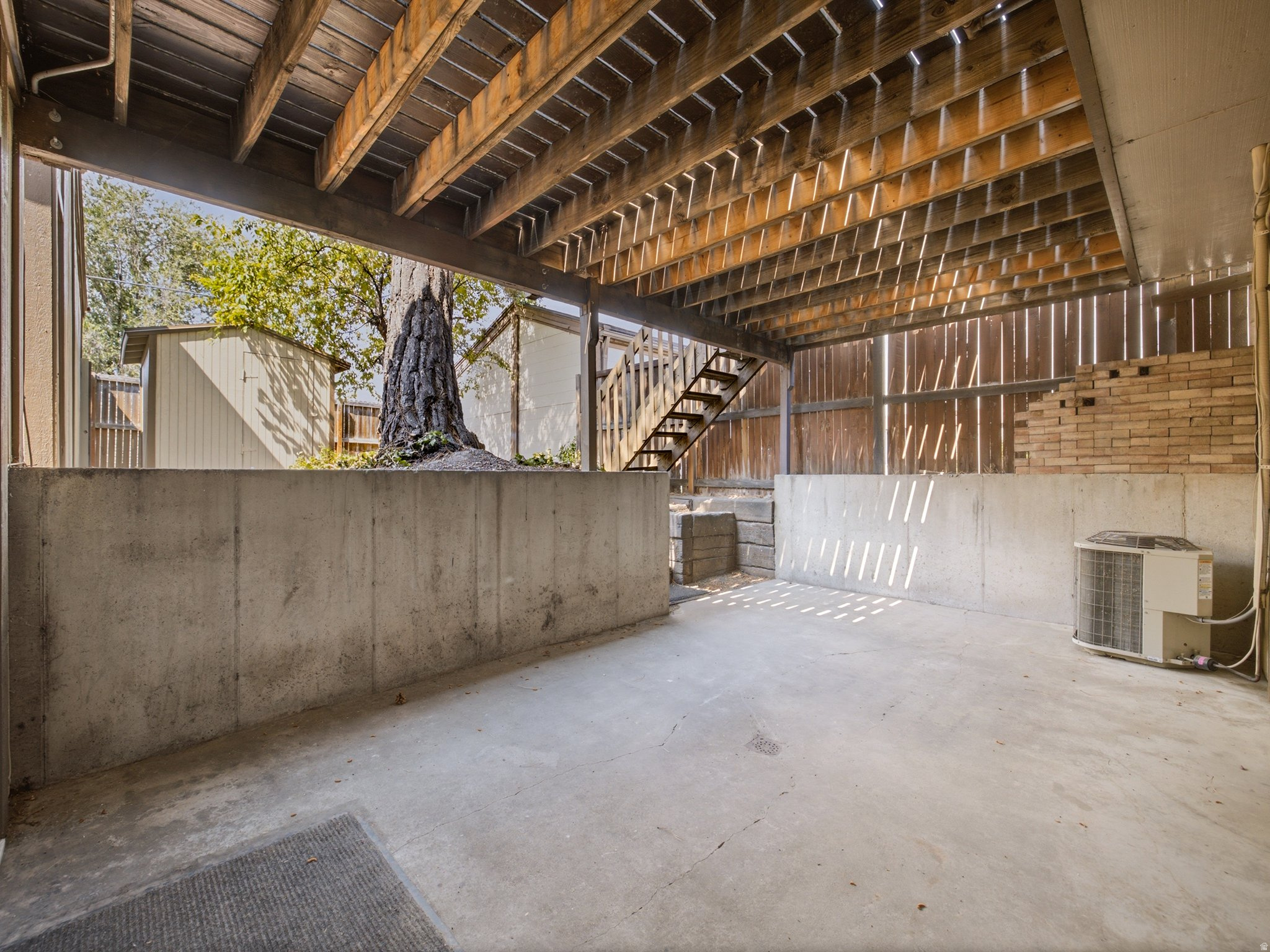 VILLAGE 2 - Residential