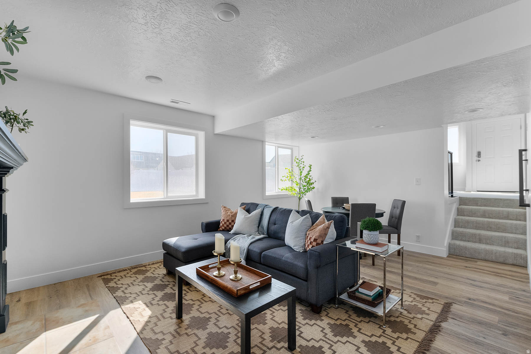 STATEN FARMS - Residential