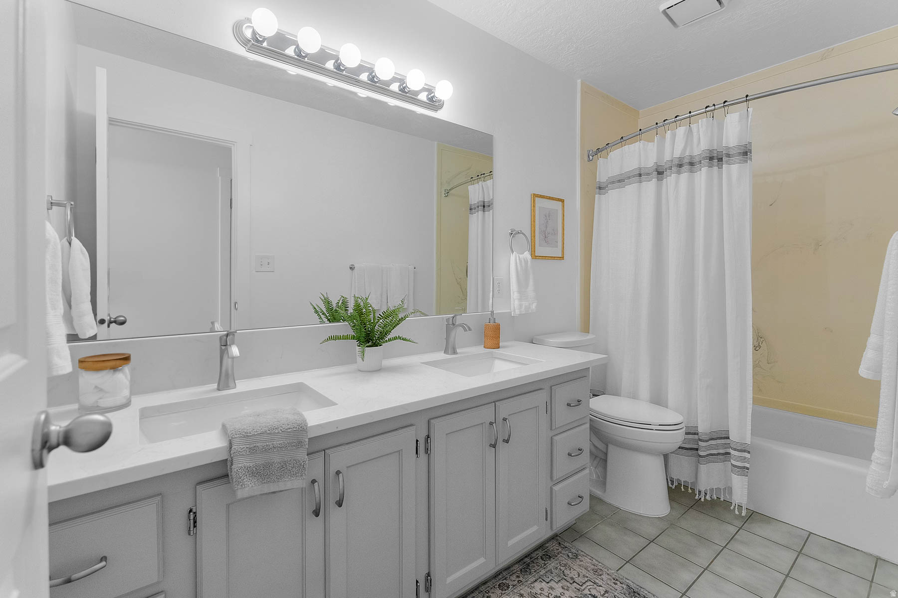 STATEN FARMS - Residential