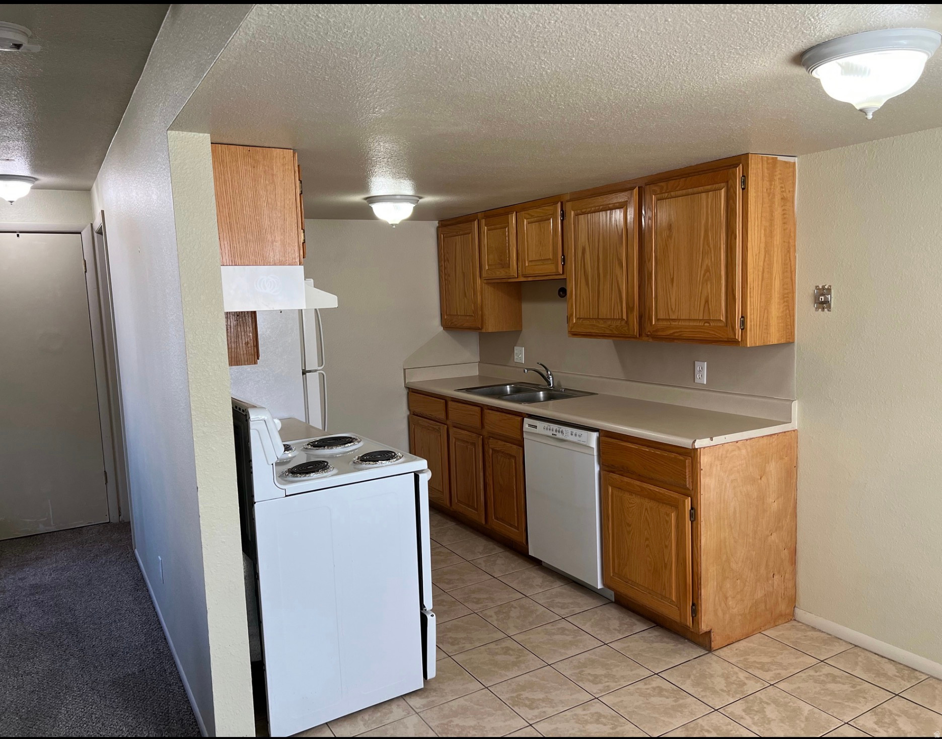 SUNCREST CONDO - Residential