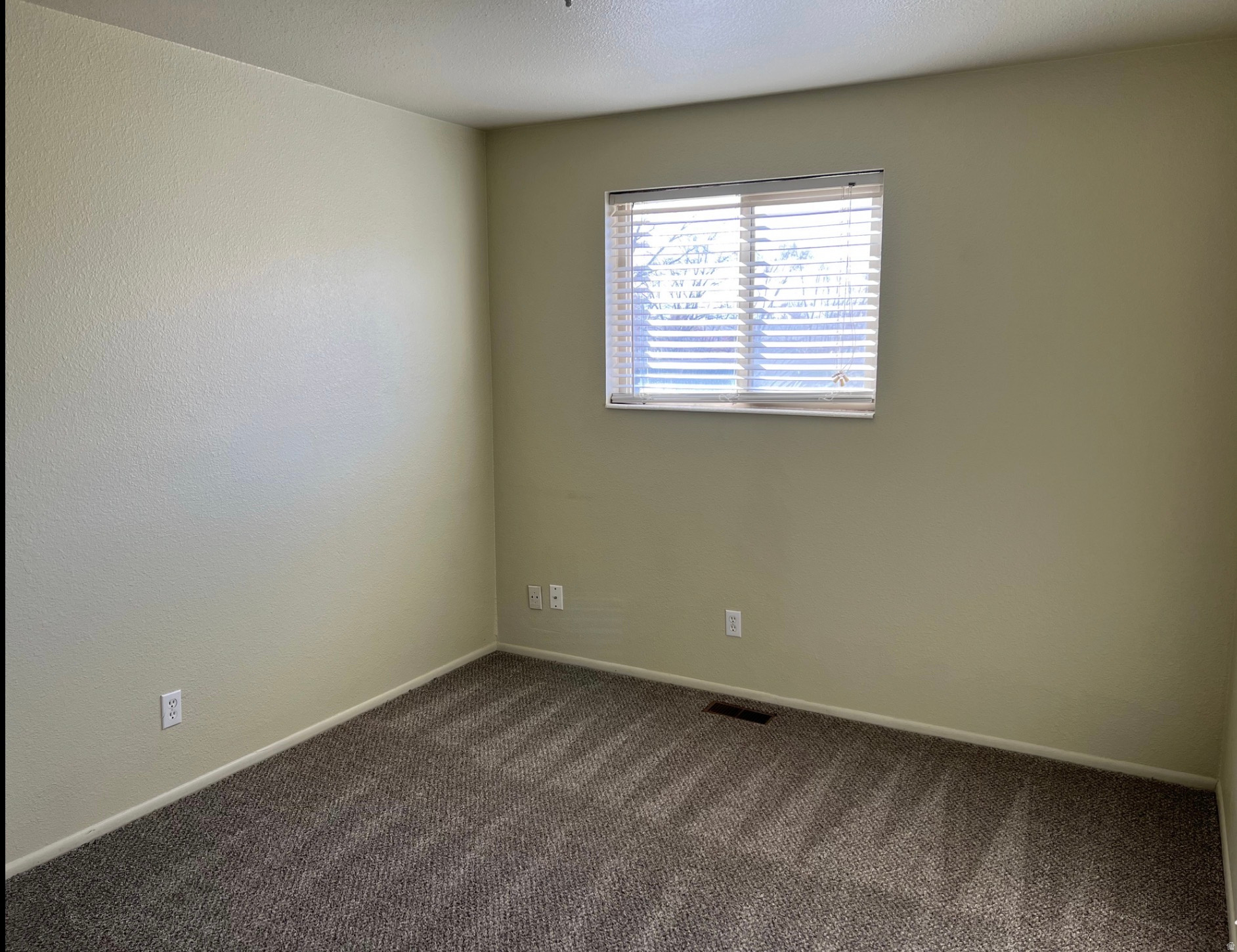 SUNCREST CONDO - Residential