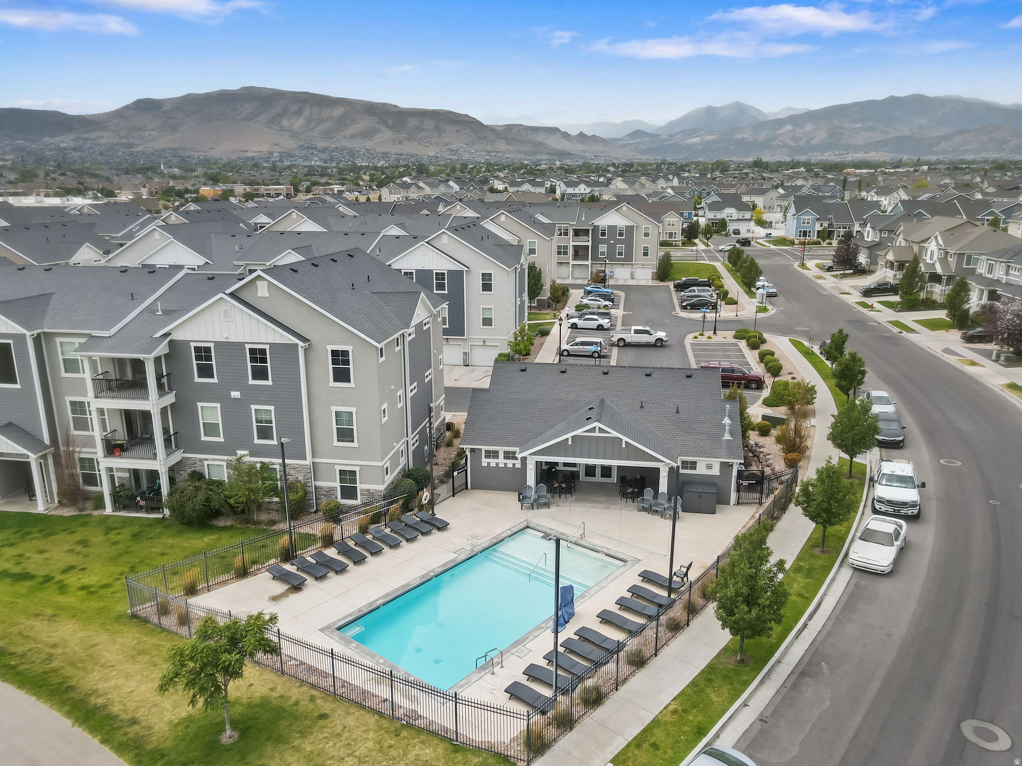 HORIZON HEIGHTS - Residential