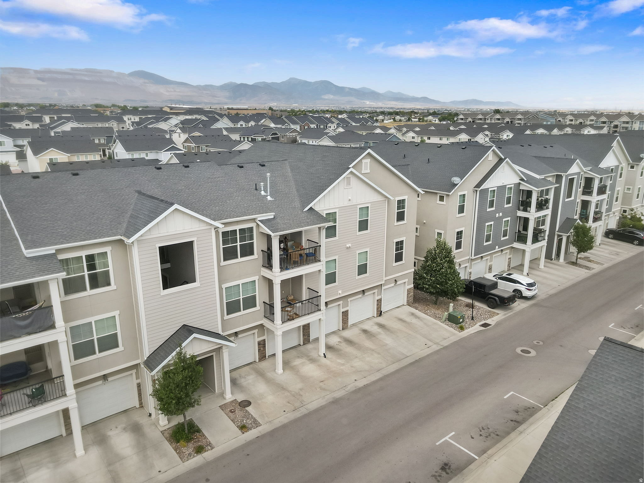 HORIZON HEIGHTS - Residential