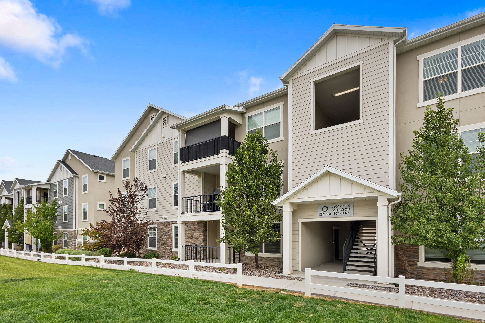 HORIZON HEIGHTS - Residential