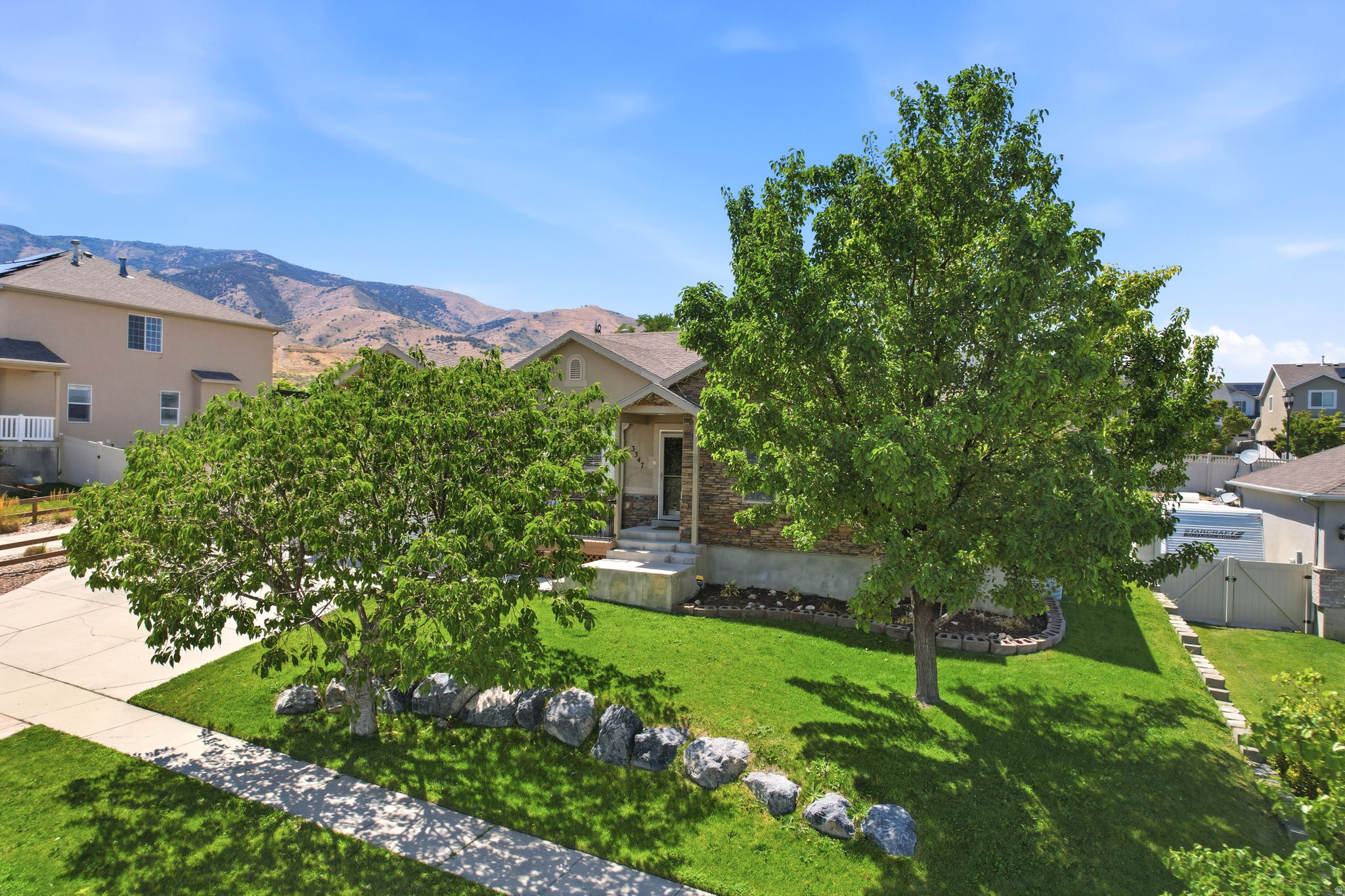 THE VILLAGE OF HAWKS - Residential