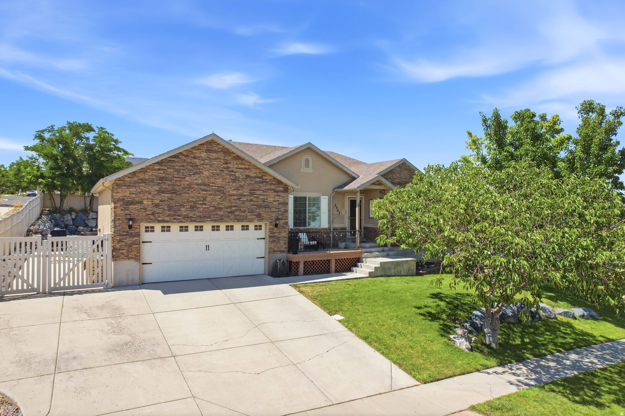 THE VILLAGE OF HAWKS - Residential