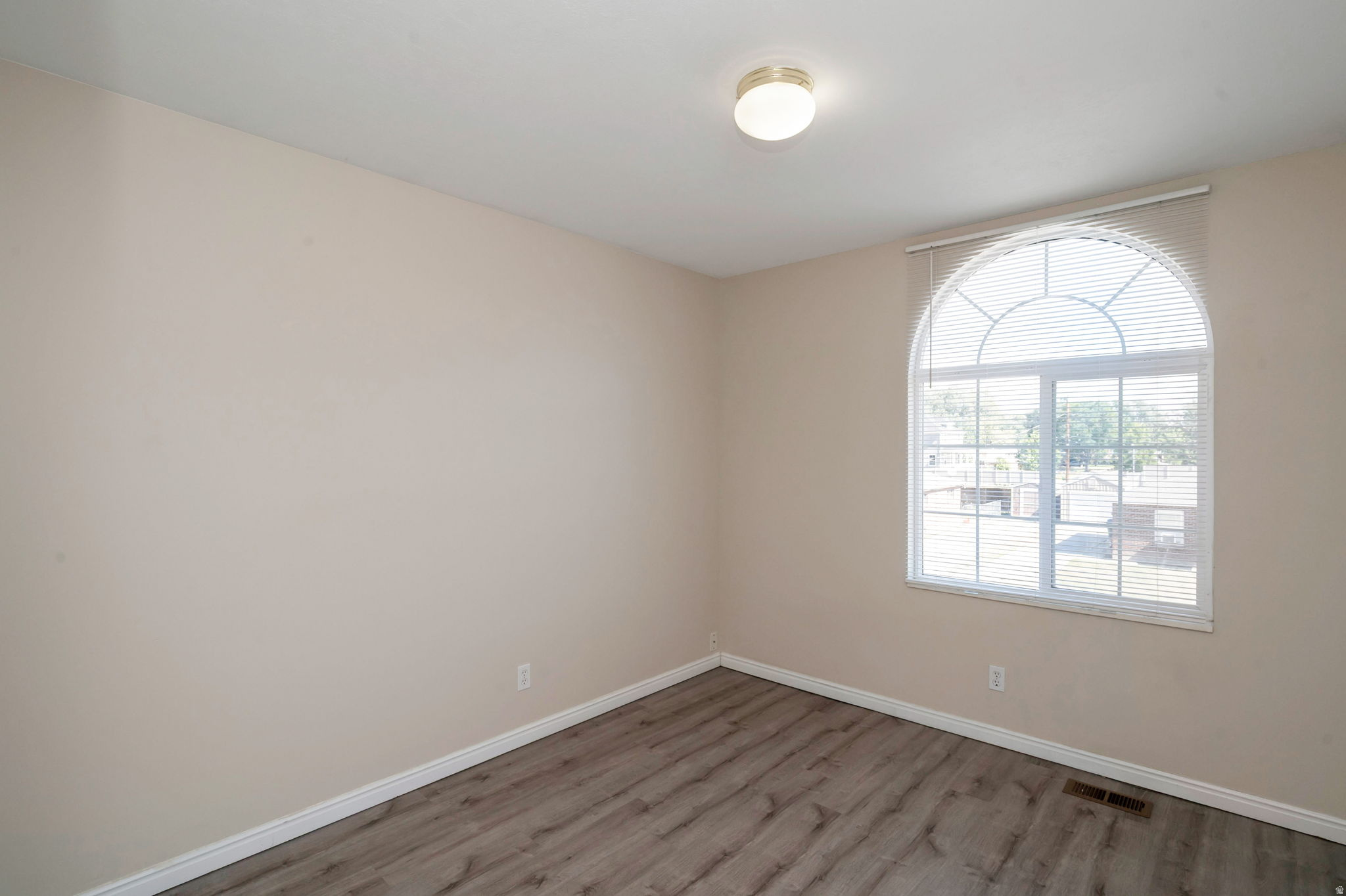 MILLCREEK COURT - Residential