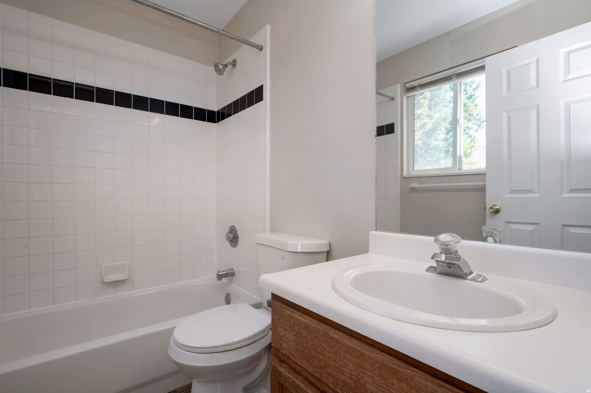 MILLCREEK COURT - Residential