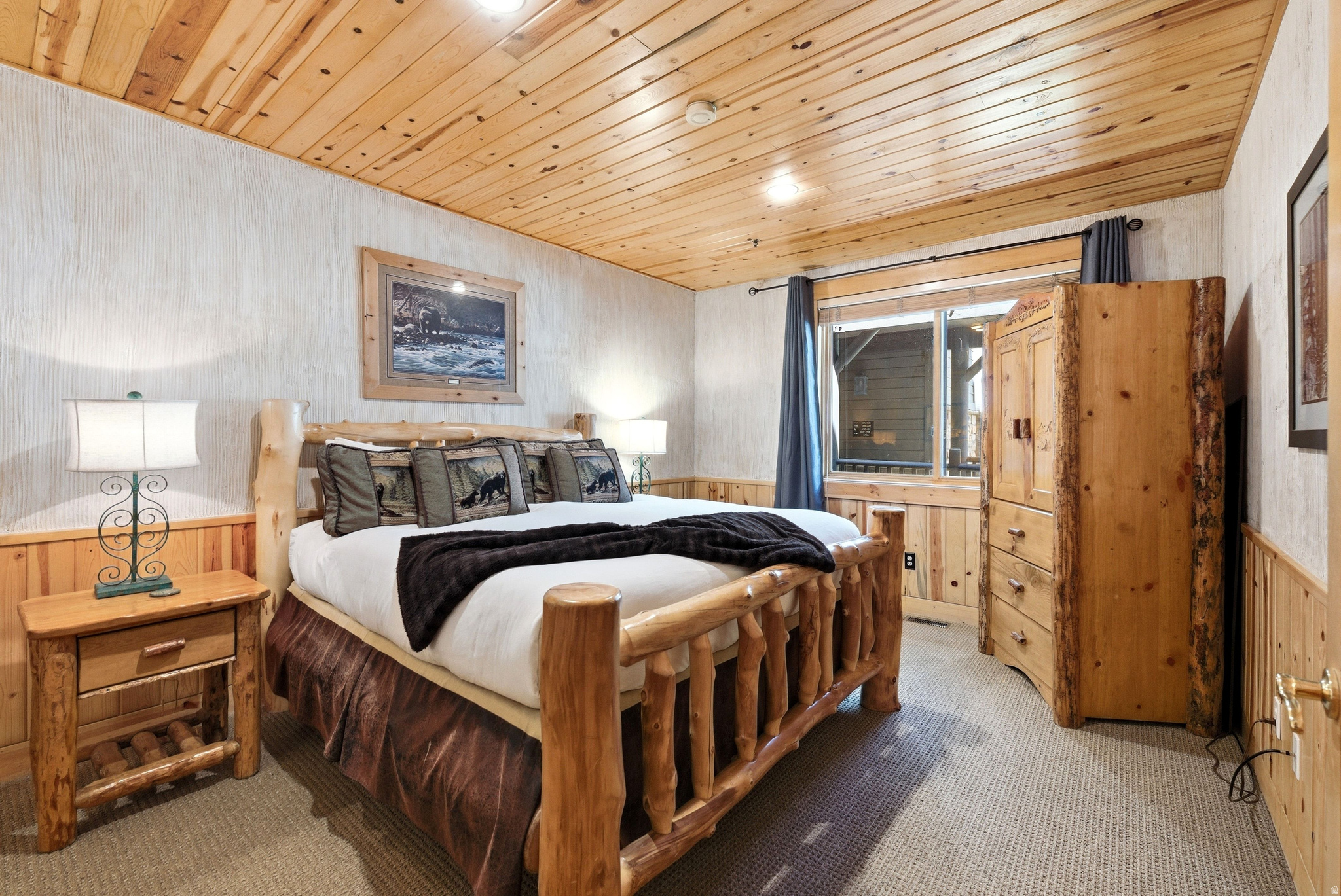 BLACK BEAR LODGE - Residential